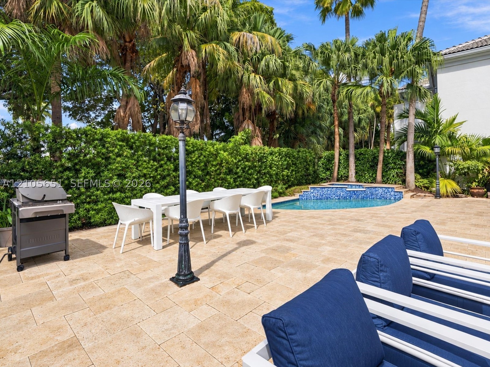 20000 NE 36th PL, Aventura FL 33180