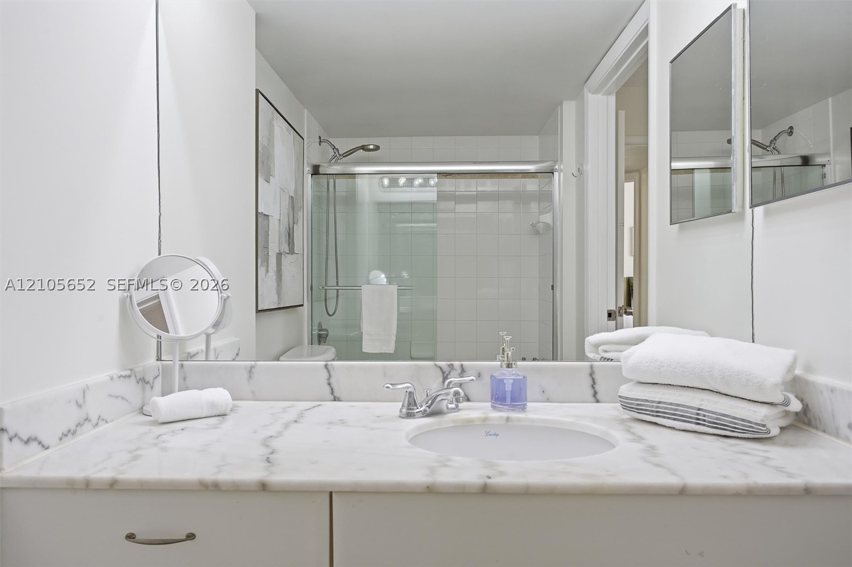 1200 Brickell Bay Dr #1723, Miami FL 33131