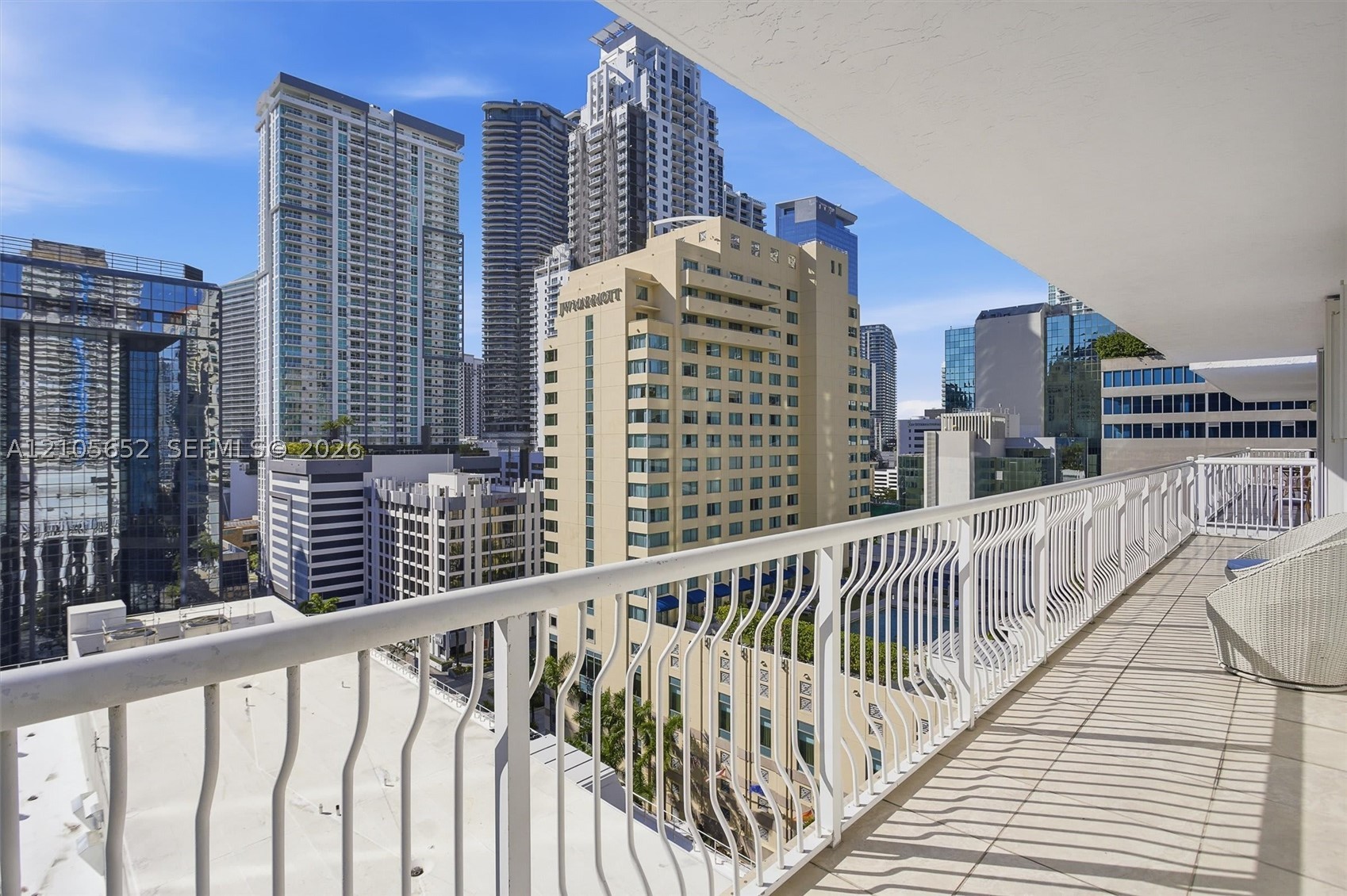 1200 Brickell Bay Dr #1723, Miami FL 33131