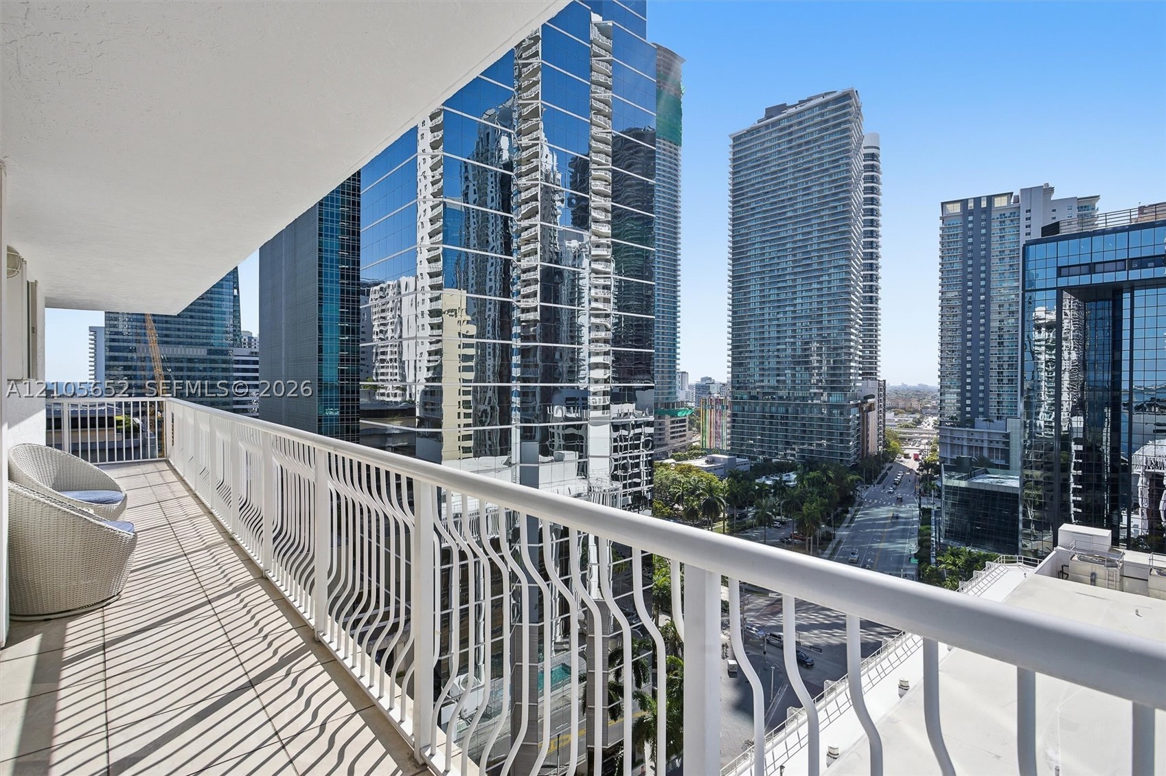 1200 Brickell Bay Dr #1723, Miami FL 33131