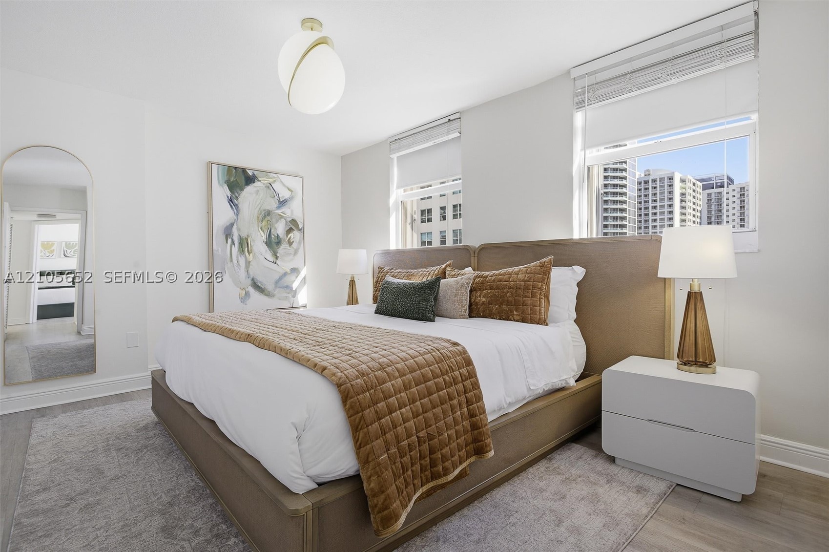 1200 Brickell Bay Dr #1723, Miami FL 33131