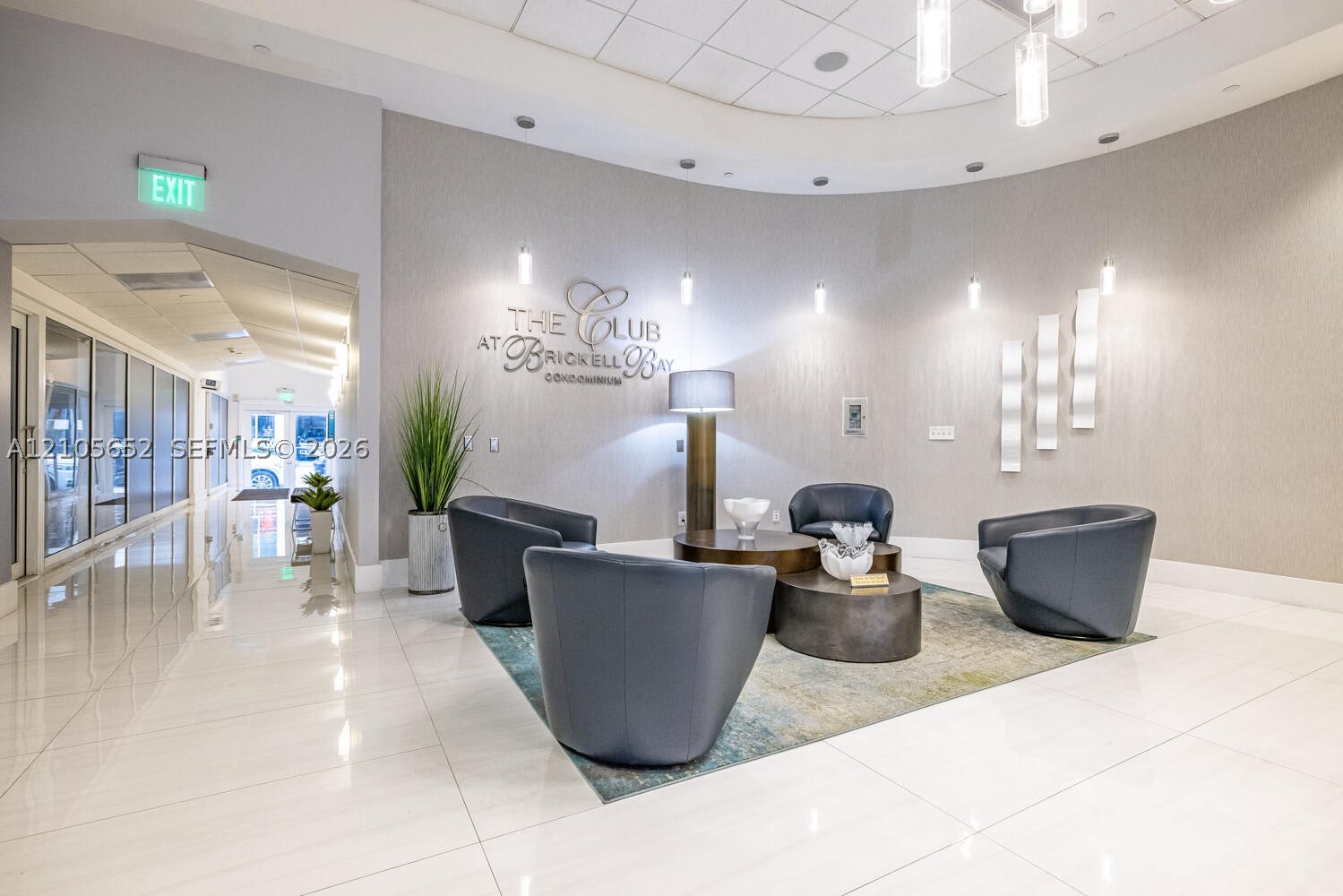 1200 Brickell Bay Dr #1723, Miami FL 33131