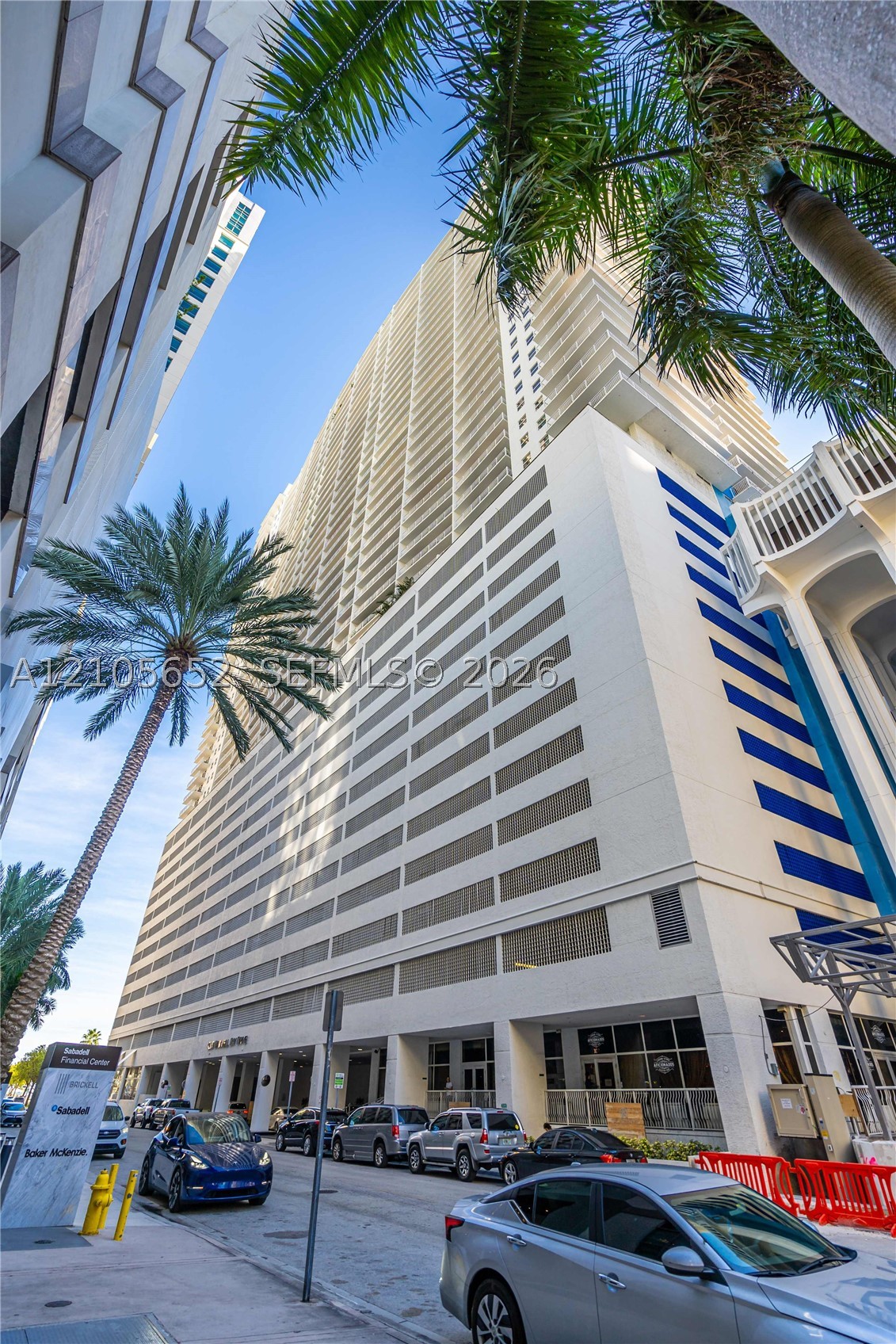 1200 Brickell Bay Dr #1723, Miami FL 33131