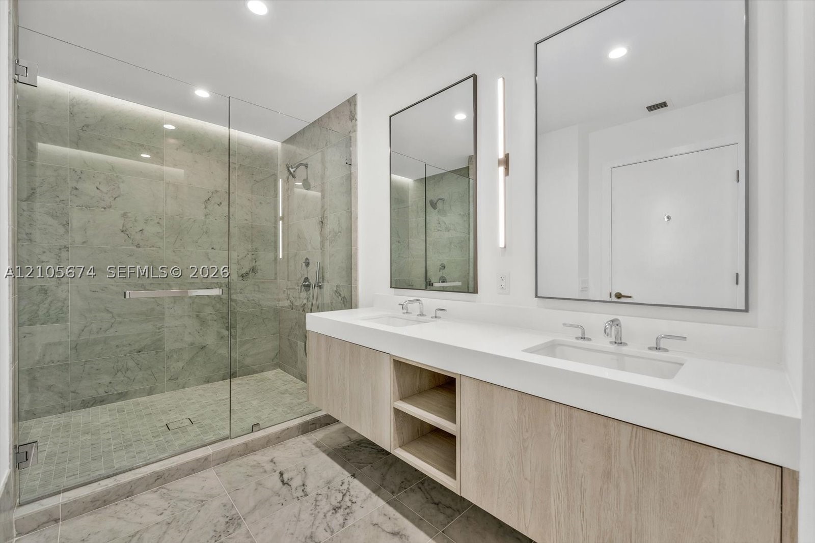 9201 E Bay Harbor Dr #710, Bay Harbor Islands FL 33154