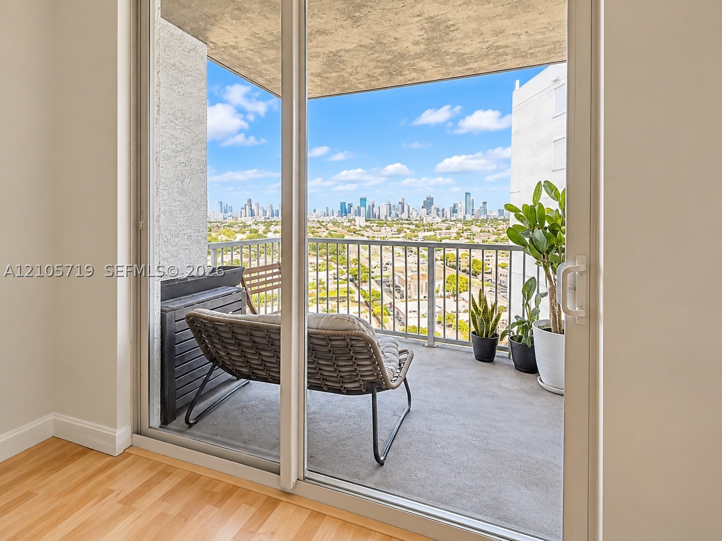 1 Glen Royal Pkwy #1510, Miami FL 33125