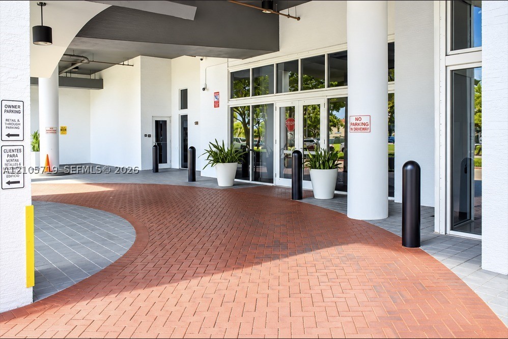 1 Glen Royal Pkwy #1510, Miami FL 33125
