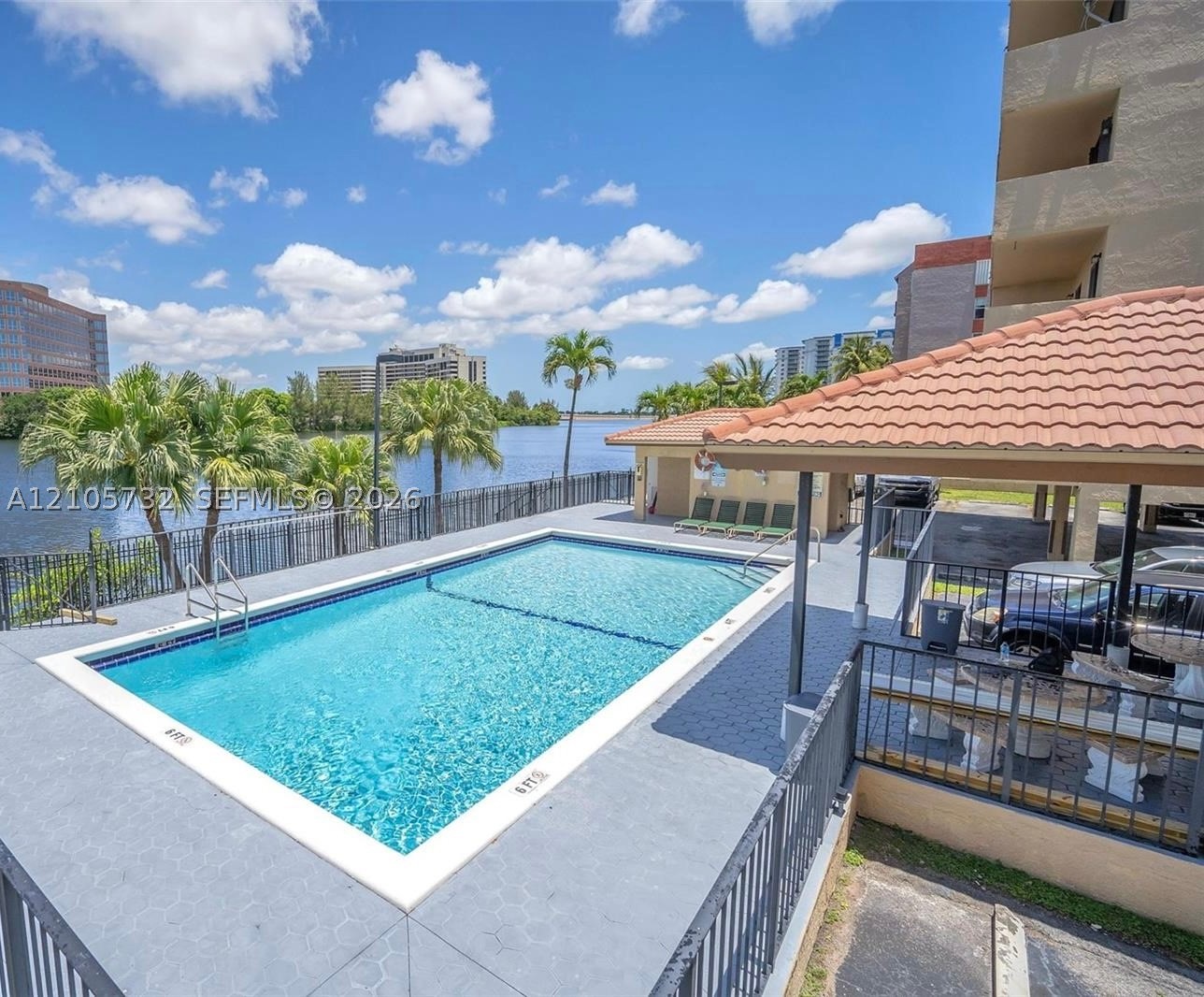5249 NW 7th St #219, Miami FL 33126