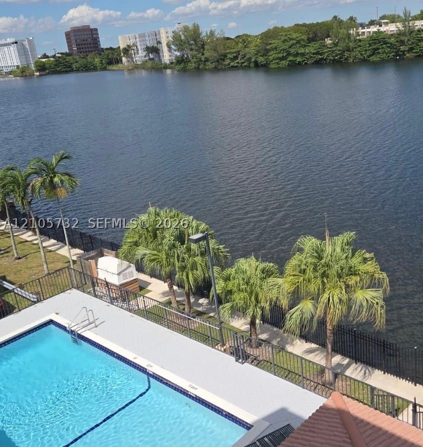 5249 NW 7th St #219, Miami FL 33126