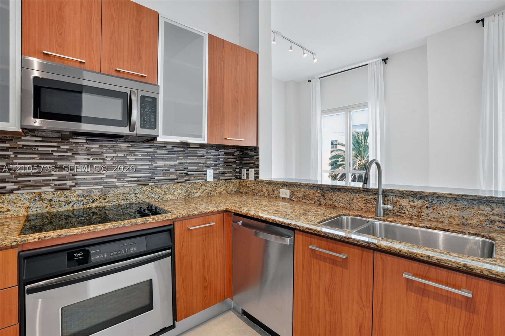 9055 SW 73rd Ct #408, Pinecrest FL 33156