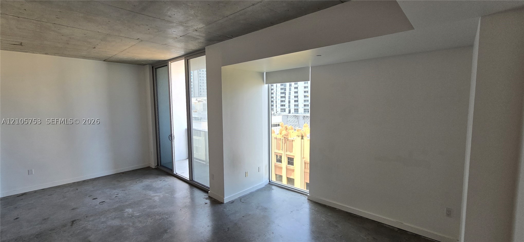 151 SE 1st St #1603, Miami FL 33131