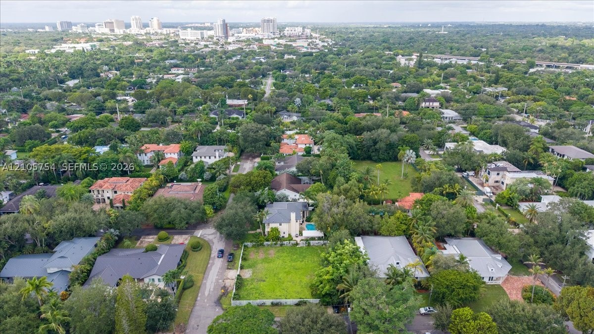 6011 SW 82nd St, South Miami FL 33143