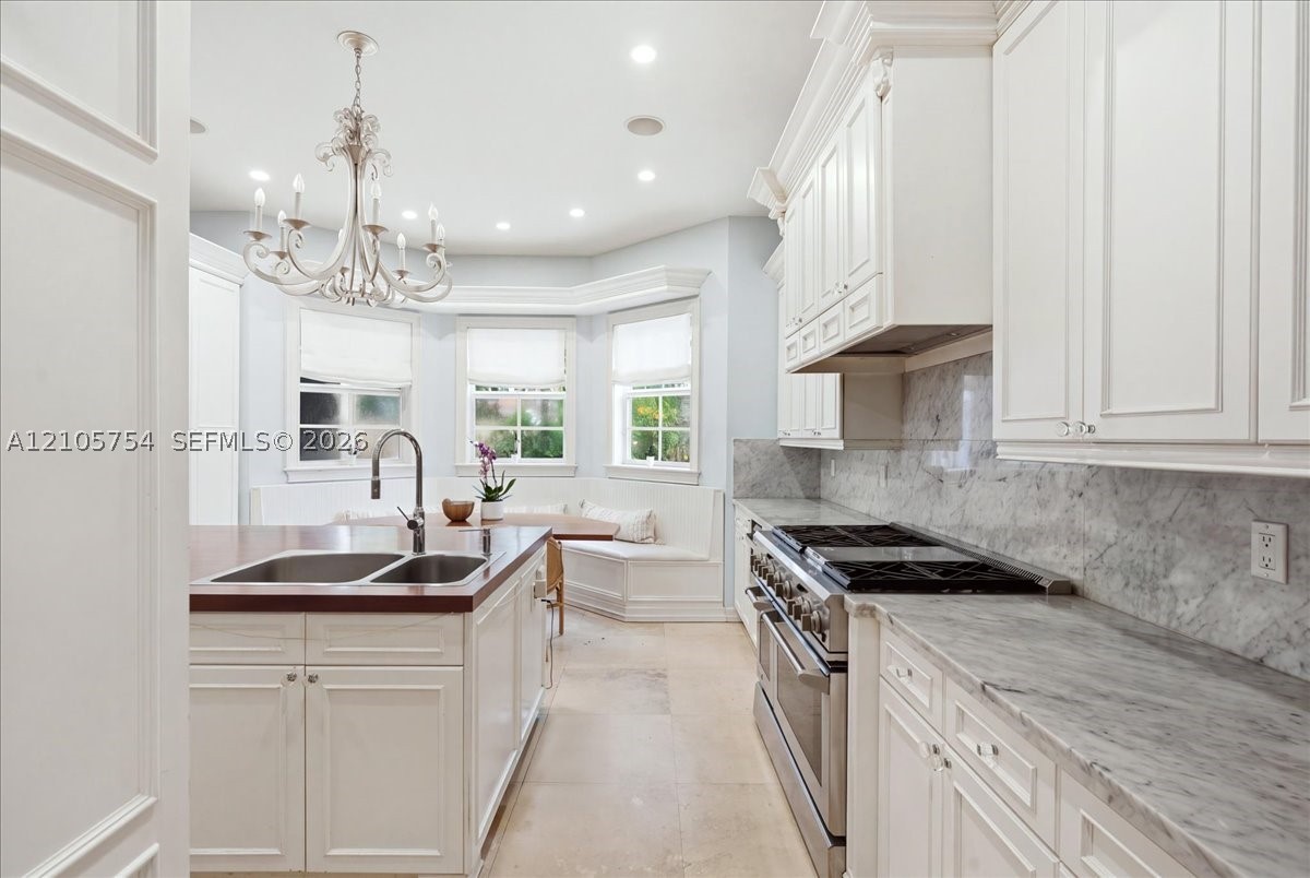 6011 SW 82nd St, South Miami FL 33143