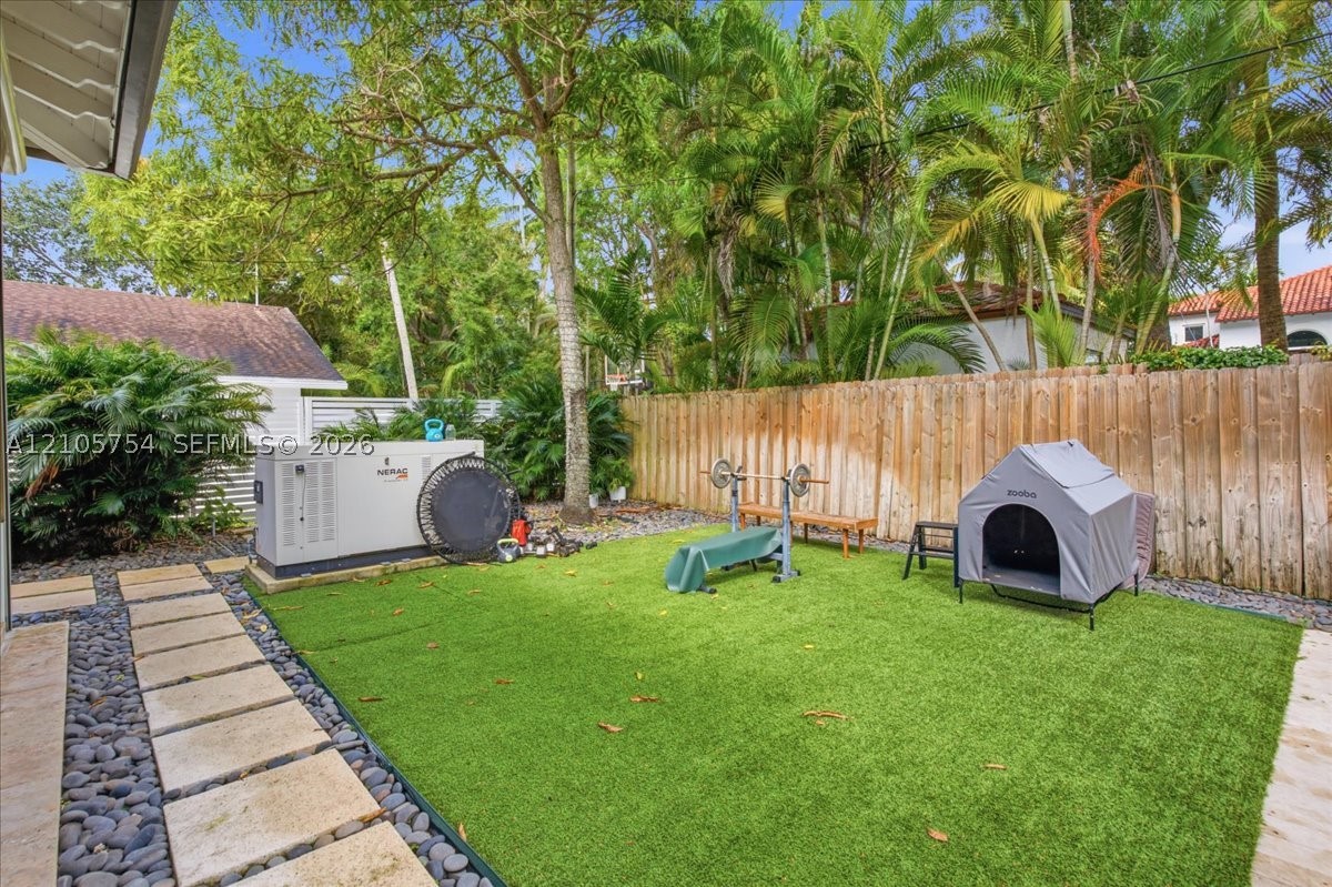 6011 SW 82nd St, South Miami FL 33143
