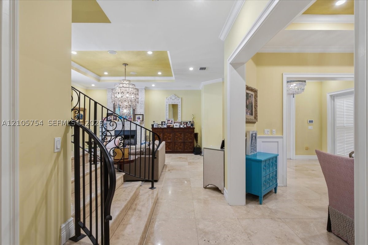 6011 SW 82nd St, South Miami FL 33143