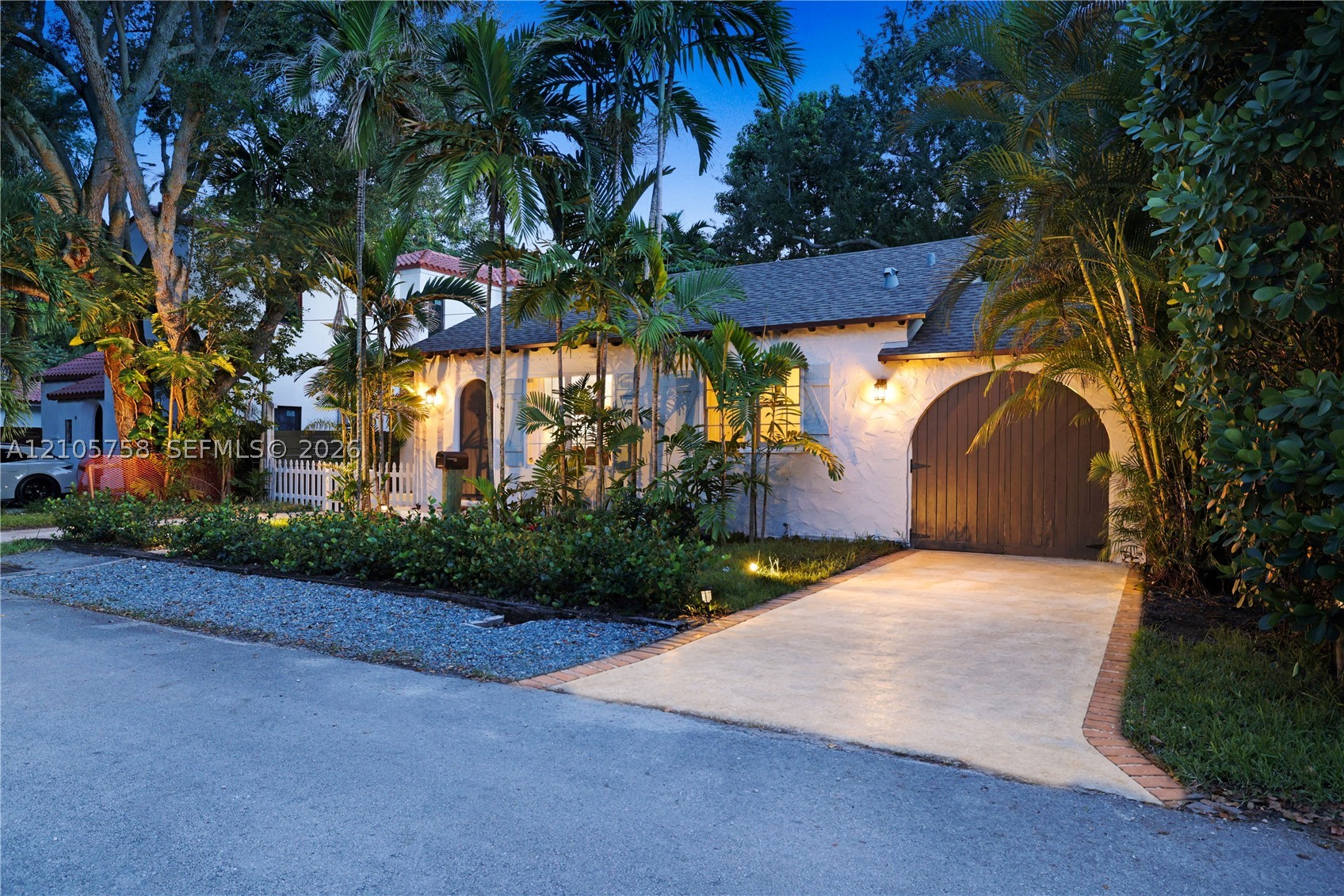 668 NE 70th St, Miami FL 33138