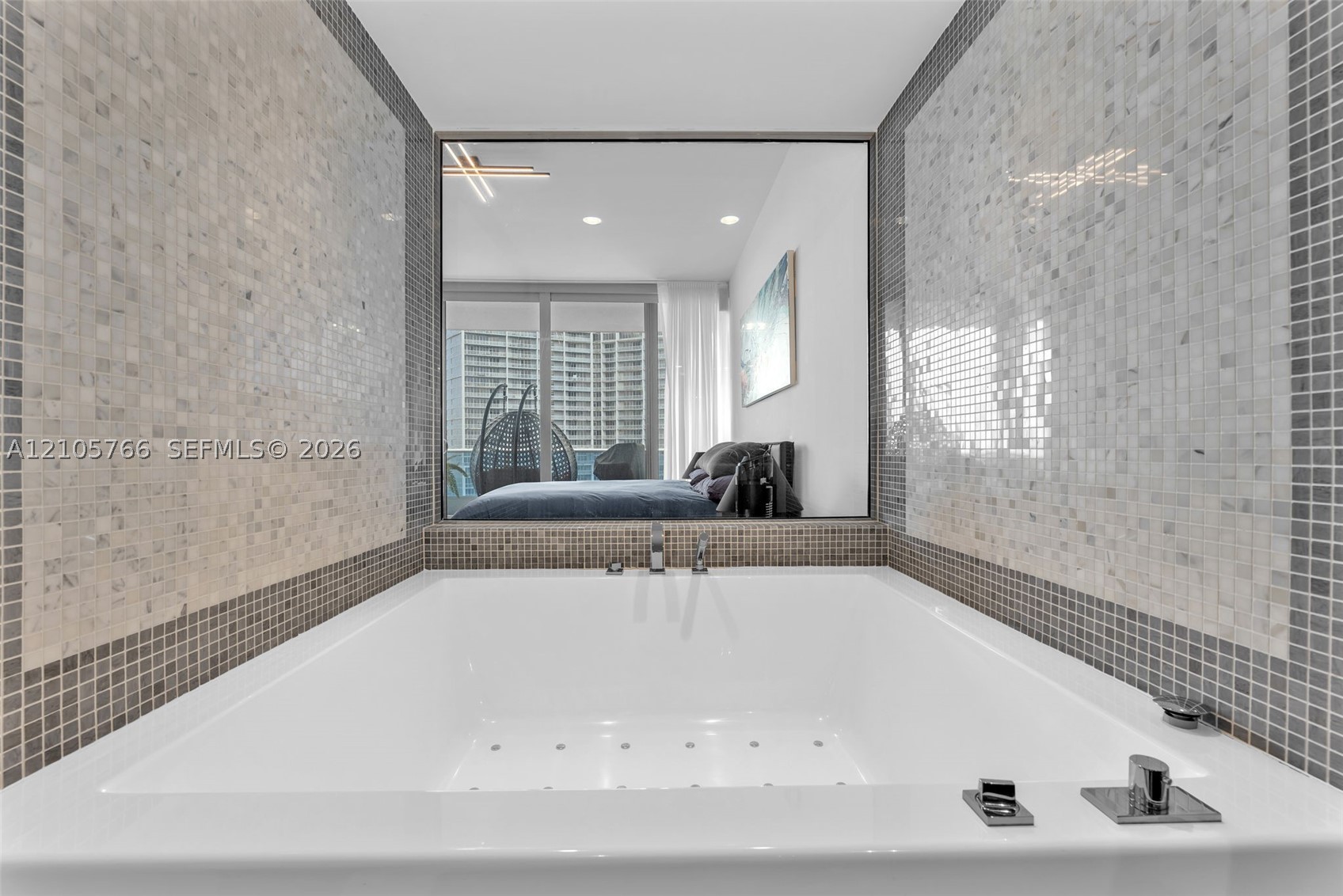 200 Biscayne Boulevard Way #4408, Miami FL 33131