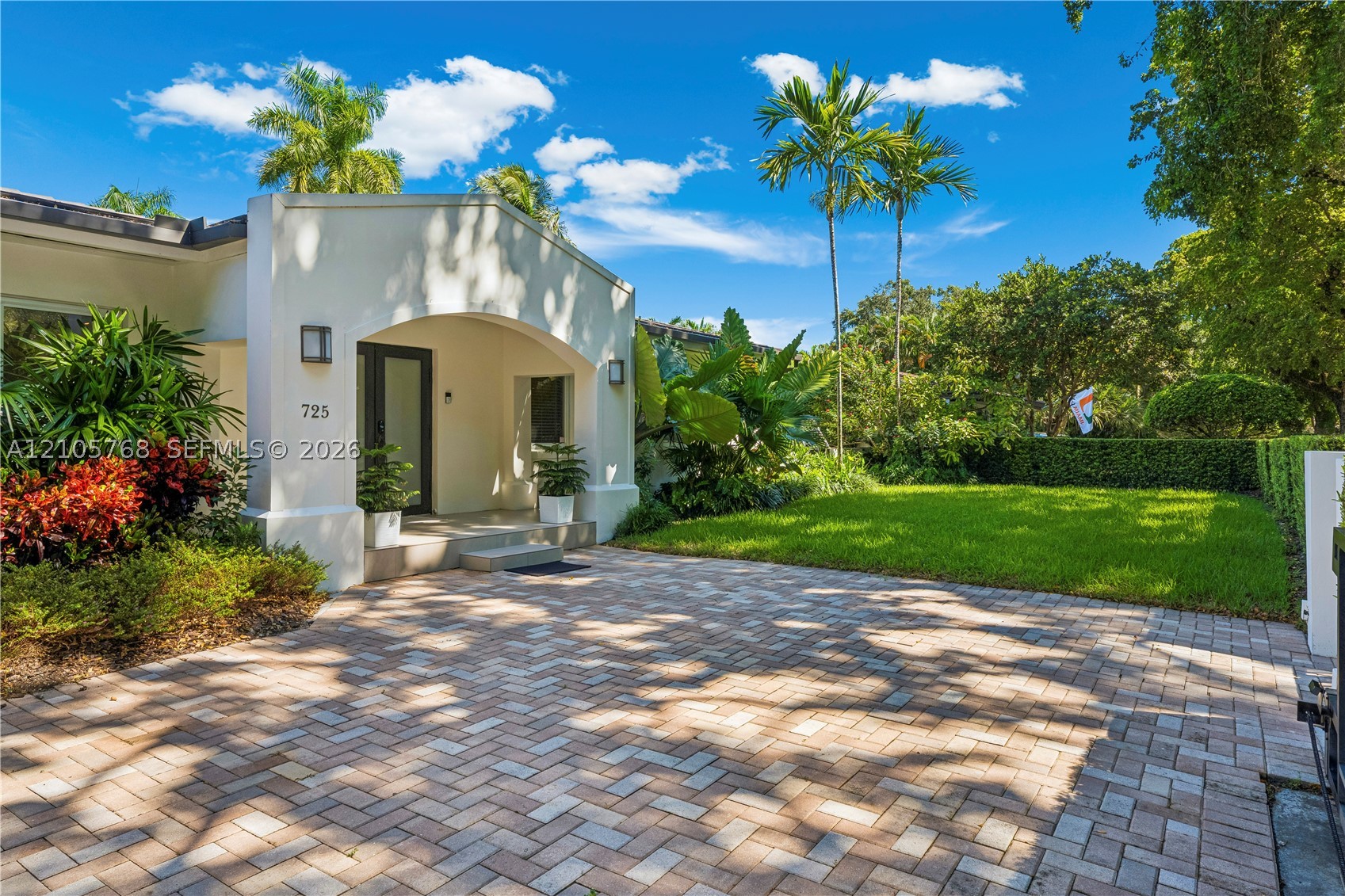 725 Tiziano Ave, Coral Gables FL 33143