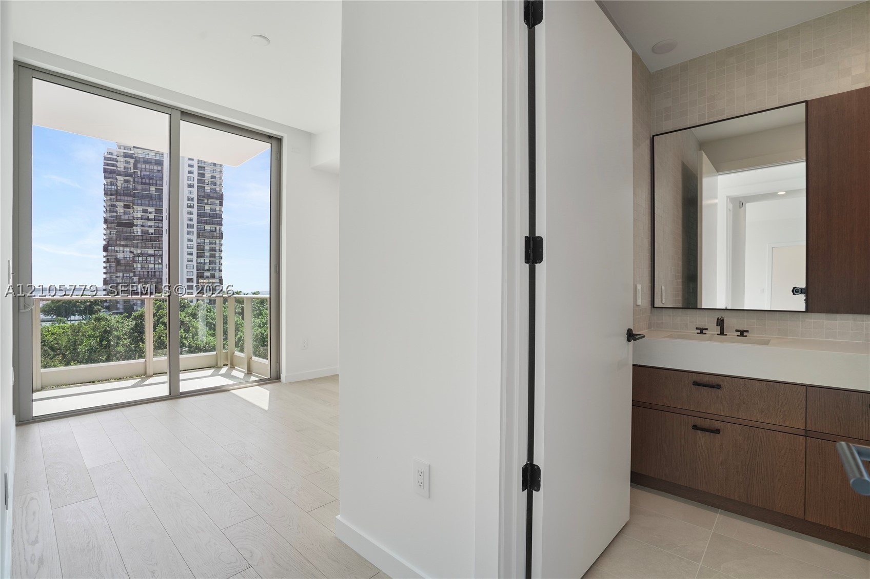 2200 Brickell Ave #PH02, Miami FL 33129