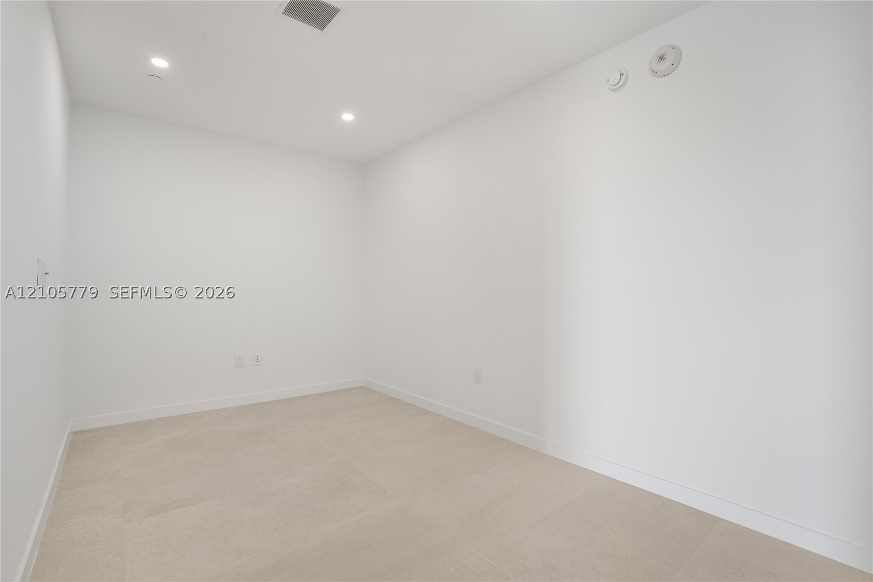 2200 Brickell Ave #PH02, Miami FL 33129