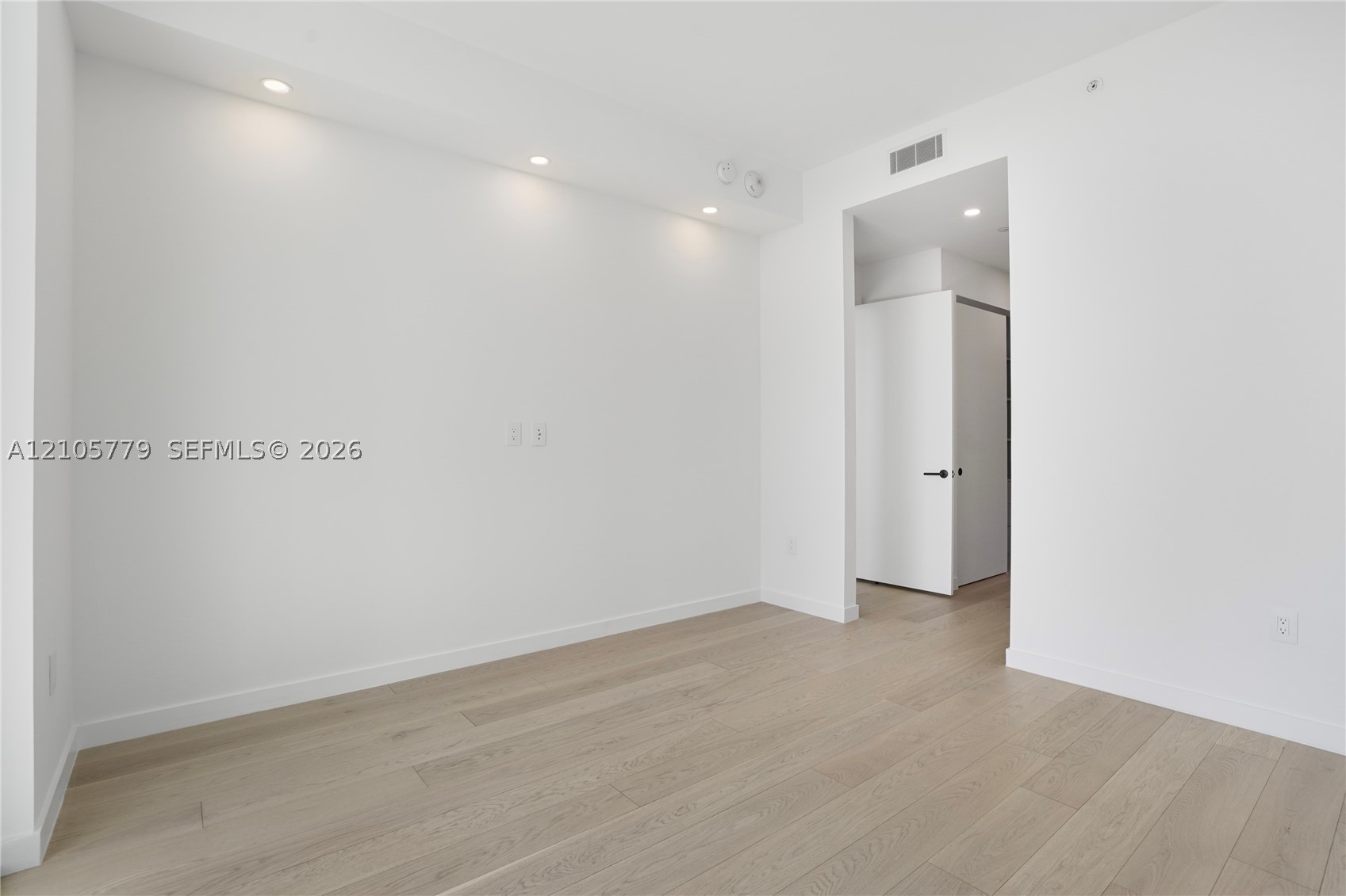 2200 Brickell Ave #PH02, Miami FL 33129