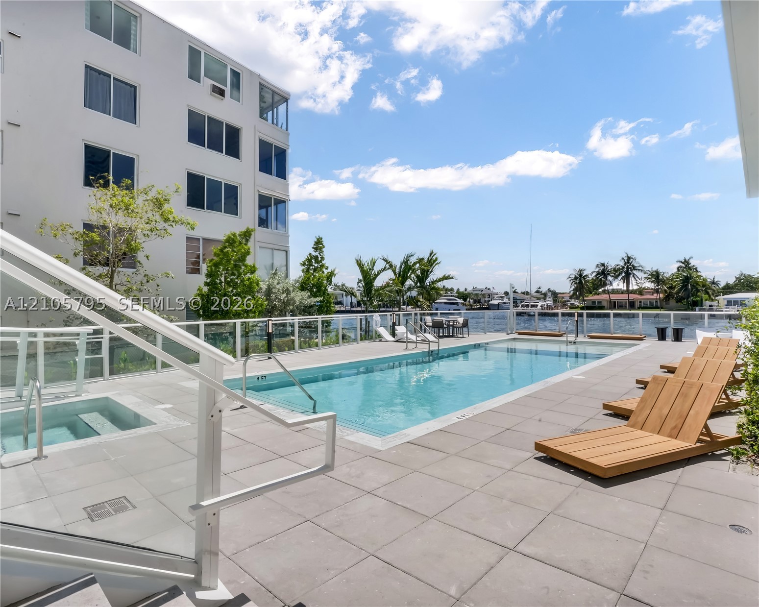407 N Riverside Dr #202, Pompano Beach FL 33062