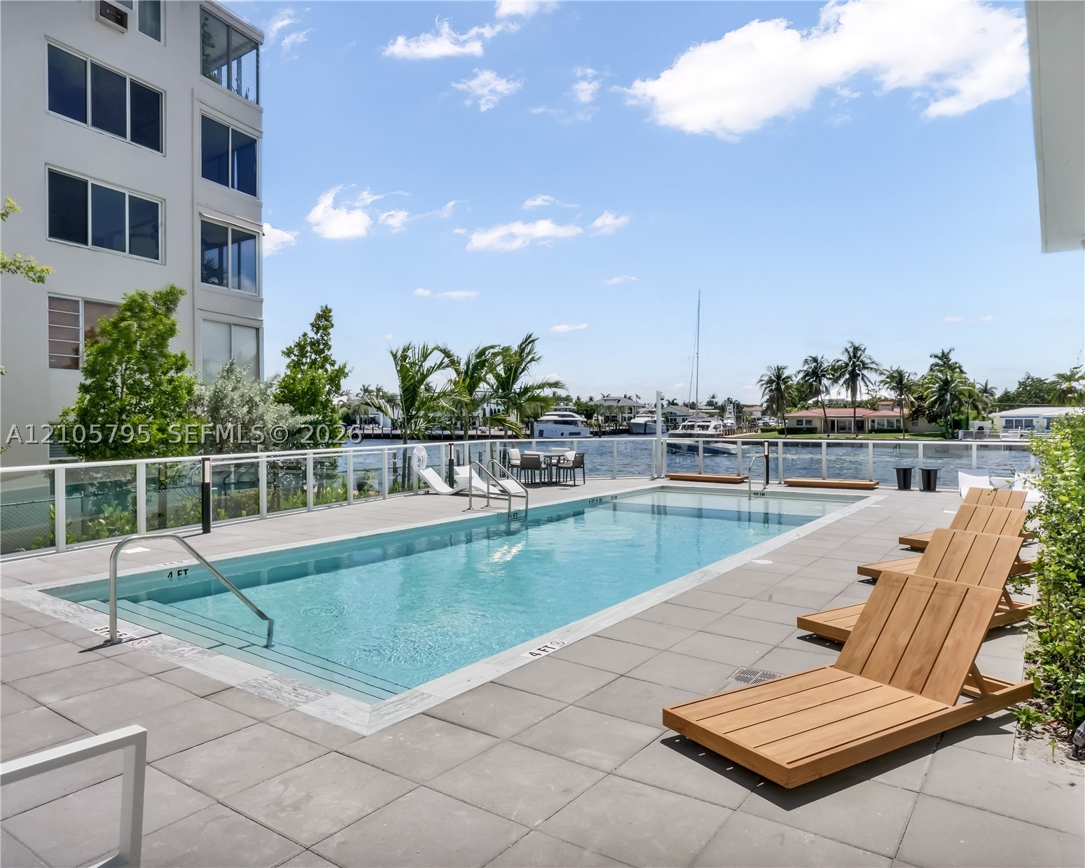 407 N Riverside Dr #202, Pompano Beach FL 33062