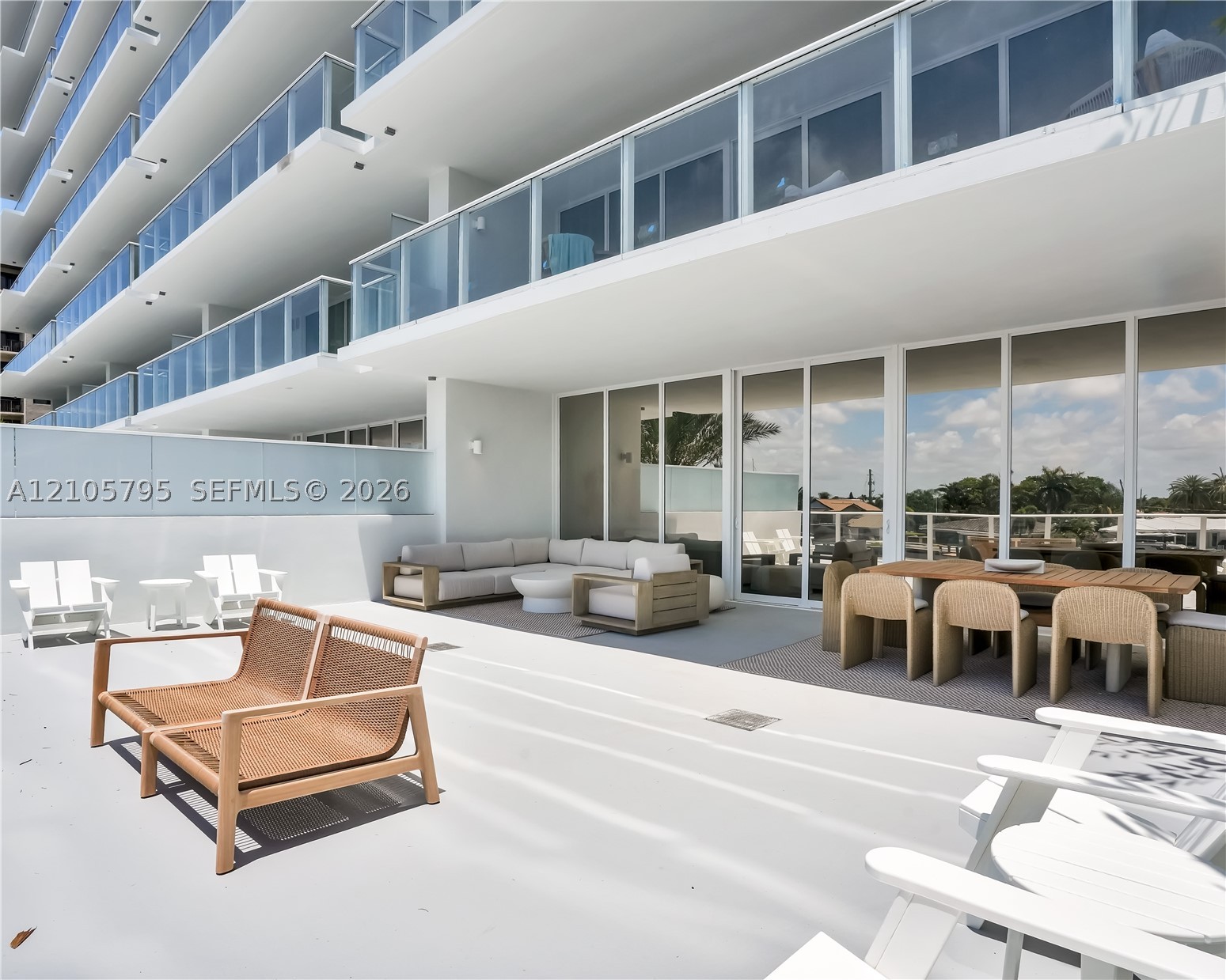 407 N Riverside Dr #202, Pompano Beach FL 33062
