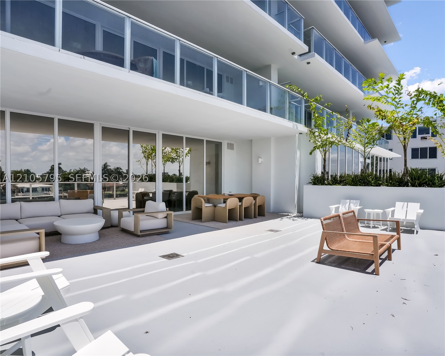 407 N Riverside Dr #202, Pompano Beach FL 33062
