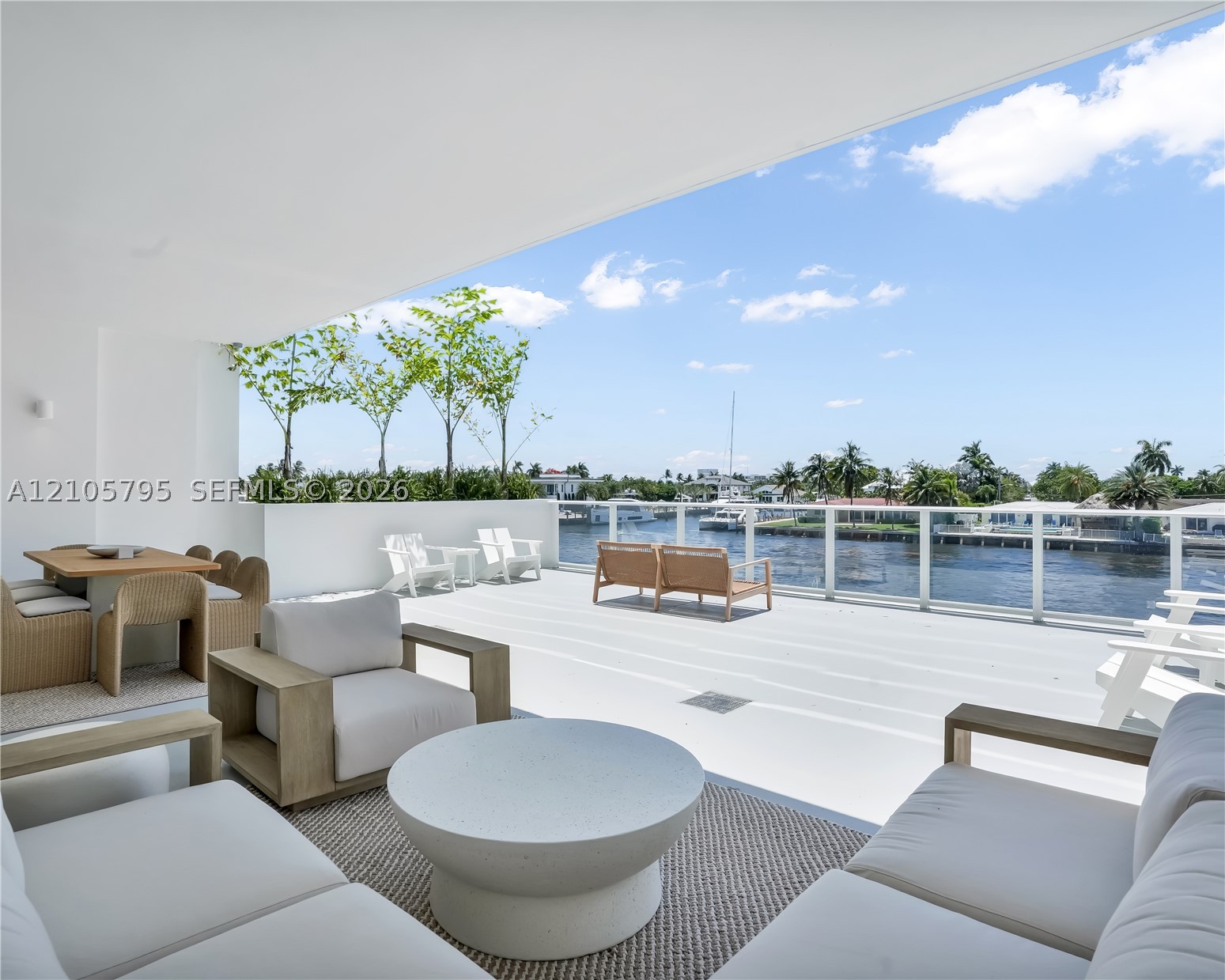 407 N Riverside Dr #202, Pompano Beach FL 33062