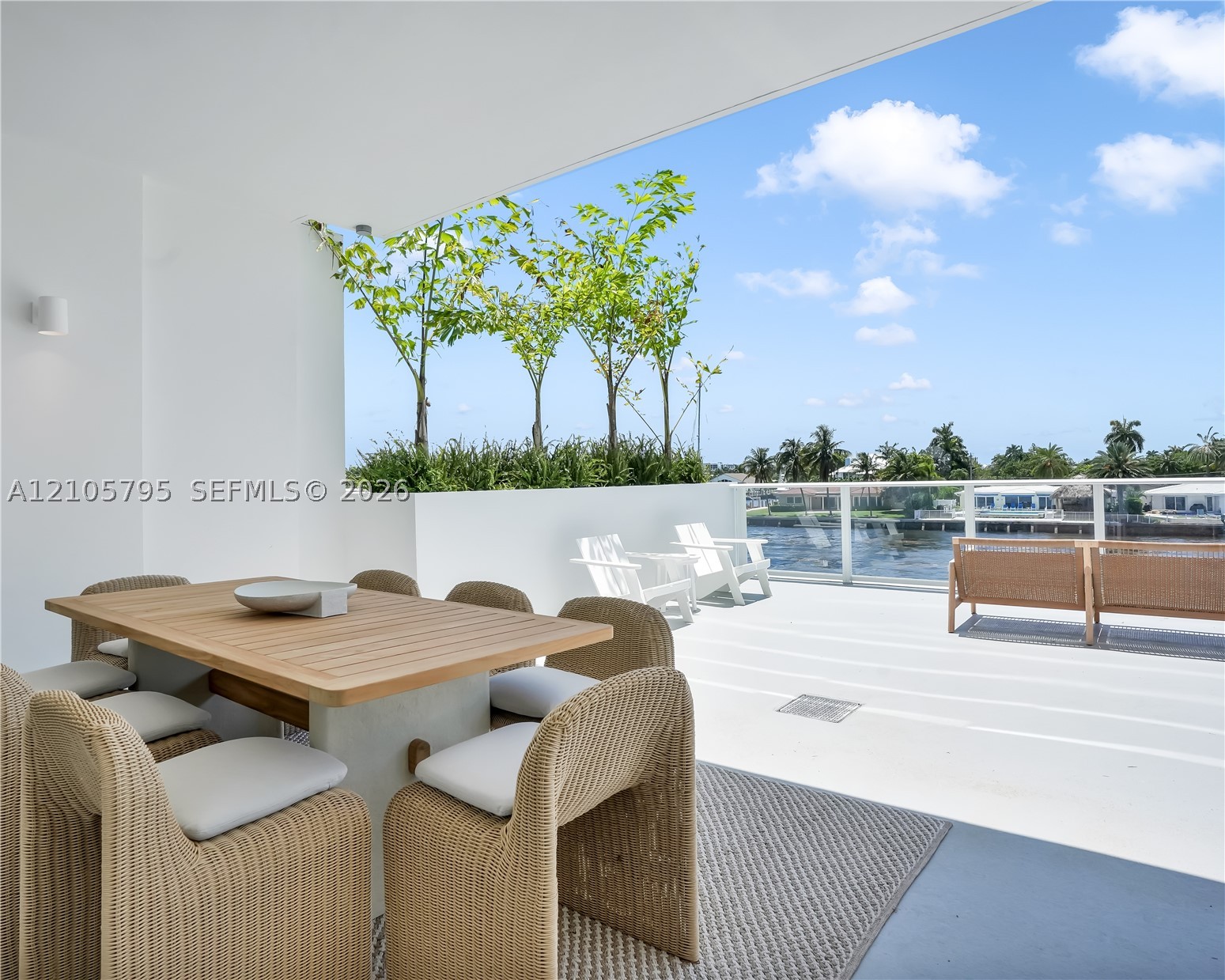 407 N Riverside Dr #202, Pompano Beach FL 33062