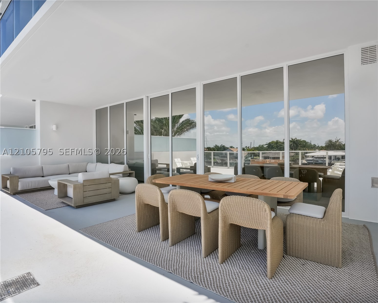 407 N Riverside Dr #202, Pompano Beach FL 33062