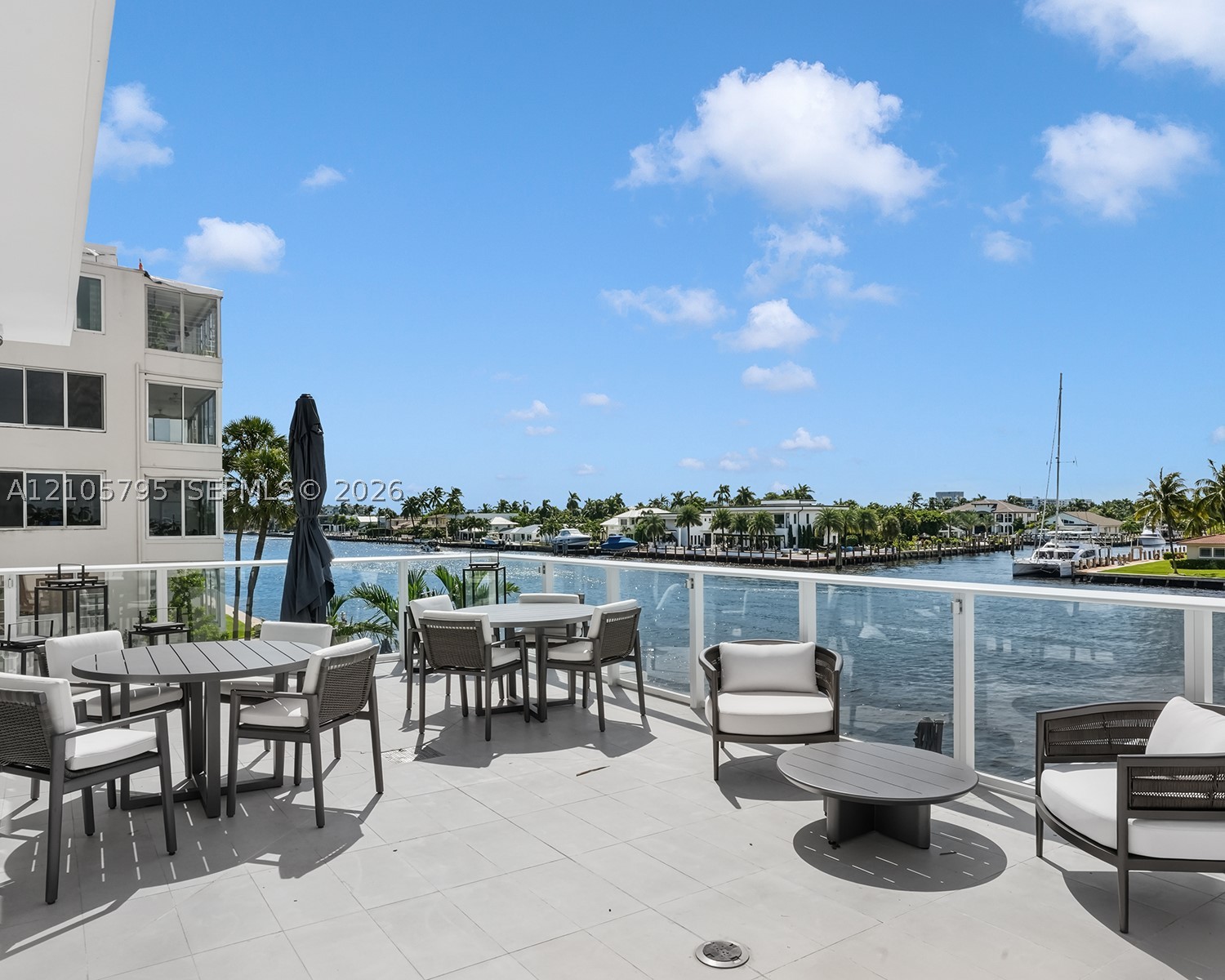 407 N Riverside Dr #202, Pompano Beach FL 33062
