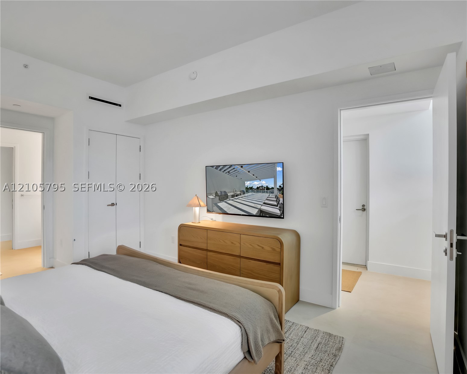 407 N Riverside Dr #202, Pompano Beach FL 33062