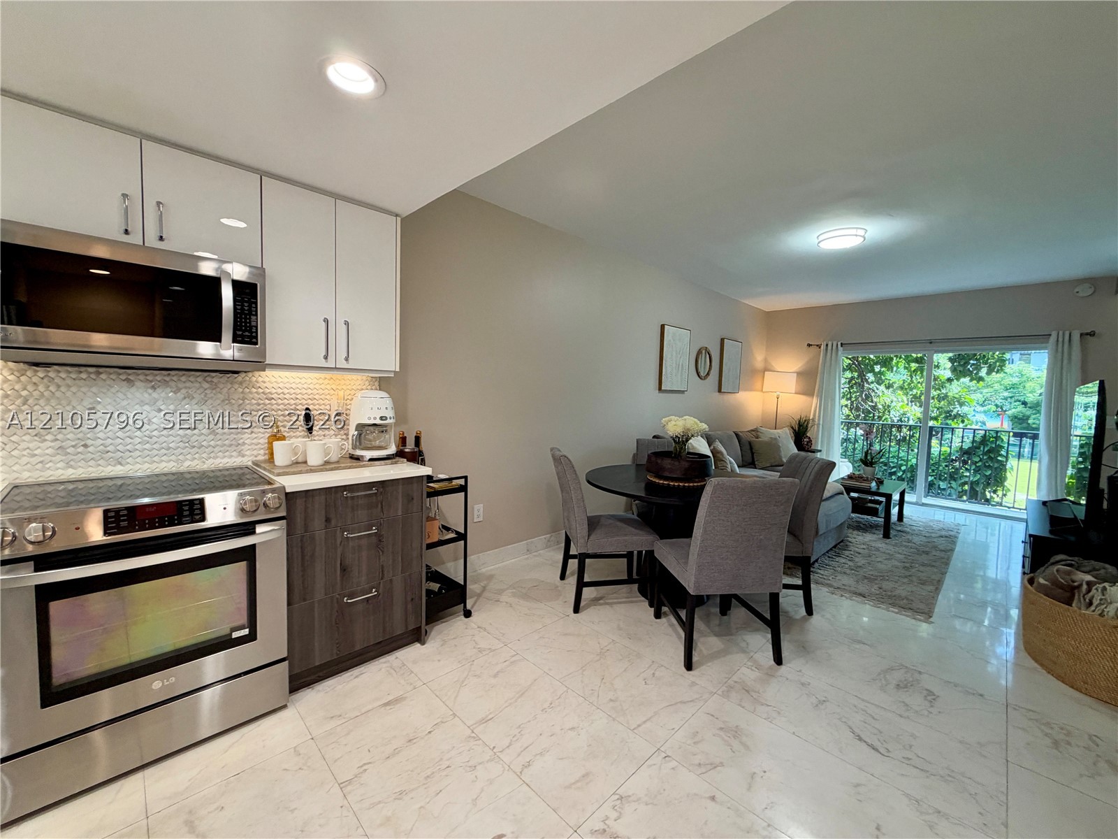 1611 SW 2nd Ct #A111, Miami FL 33129