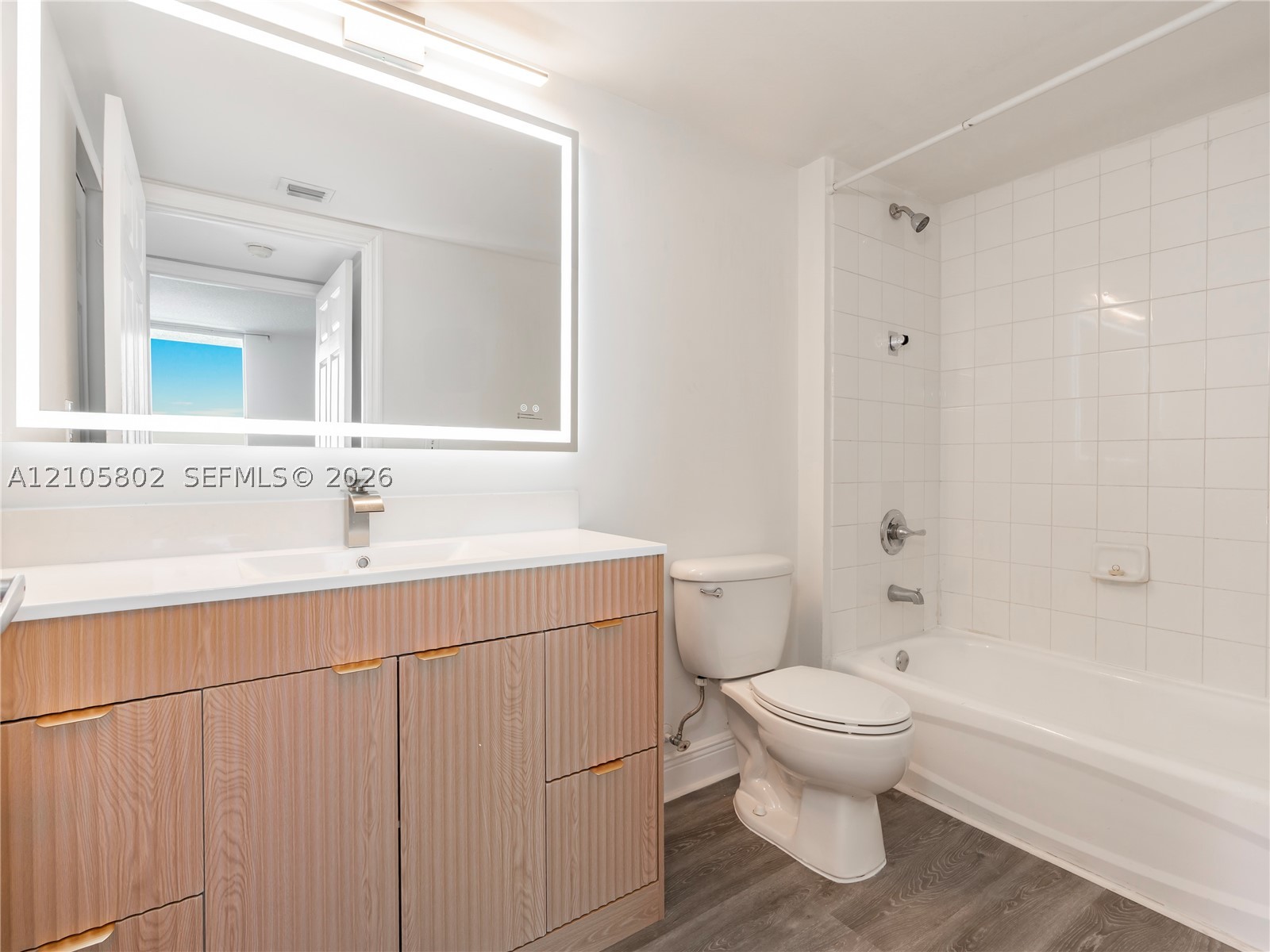 3000 Coral Way #1211, Miami FL 33145