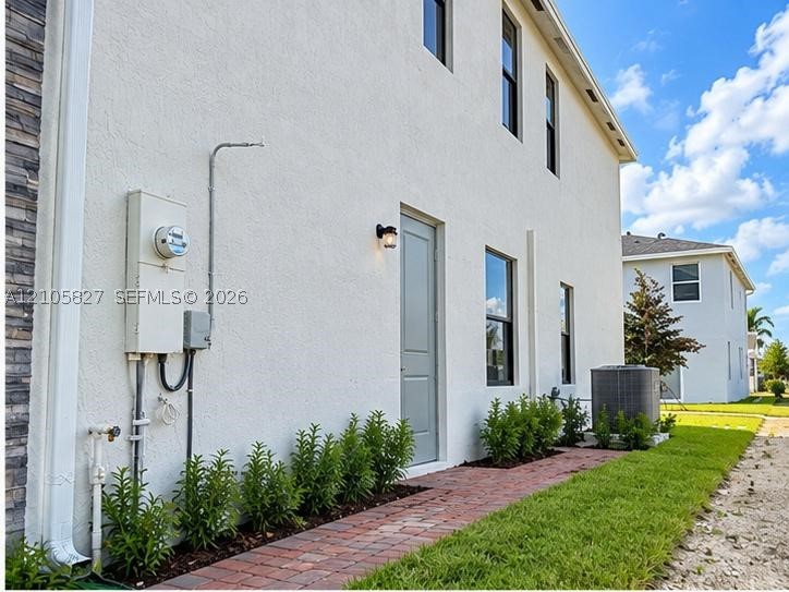 642 NE 1st Ter, Florida City FL 33034