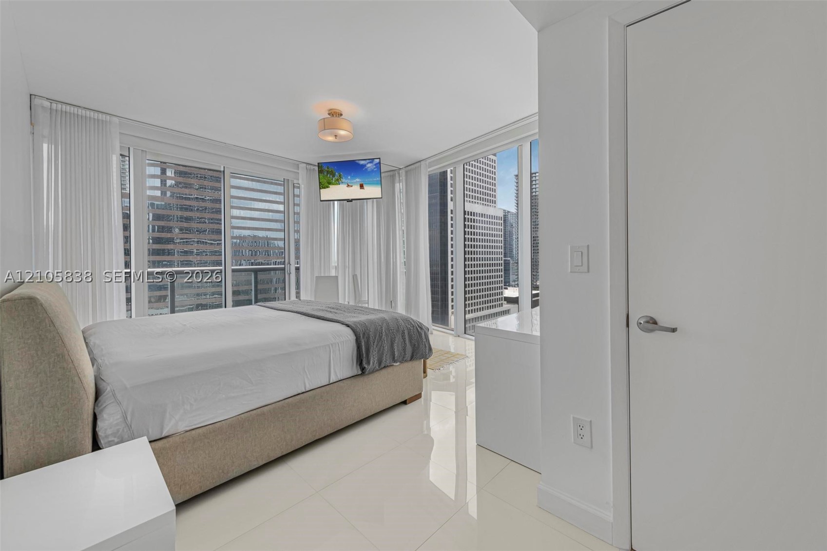 495 Brickell Ave #2411, Miami FL 33131