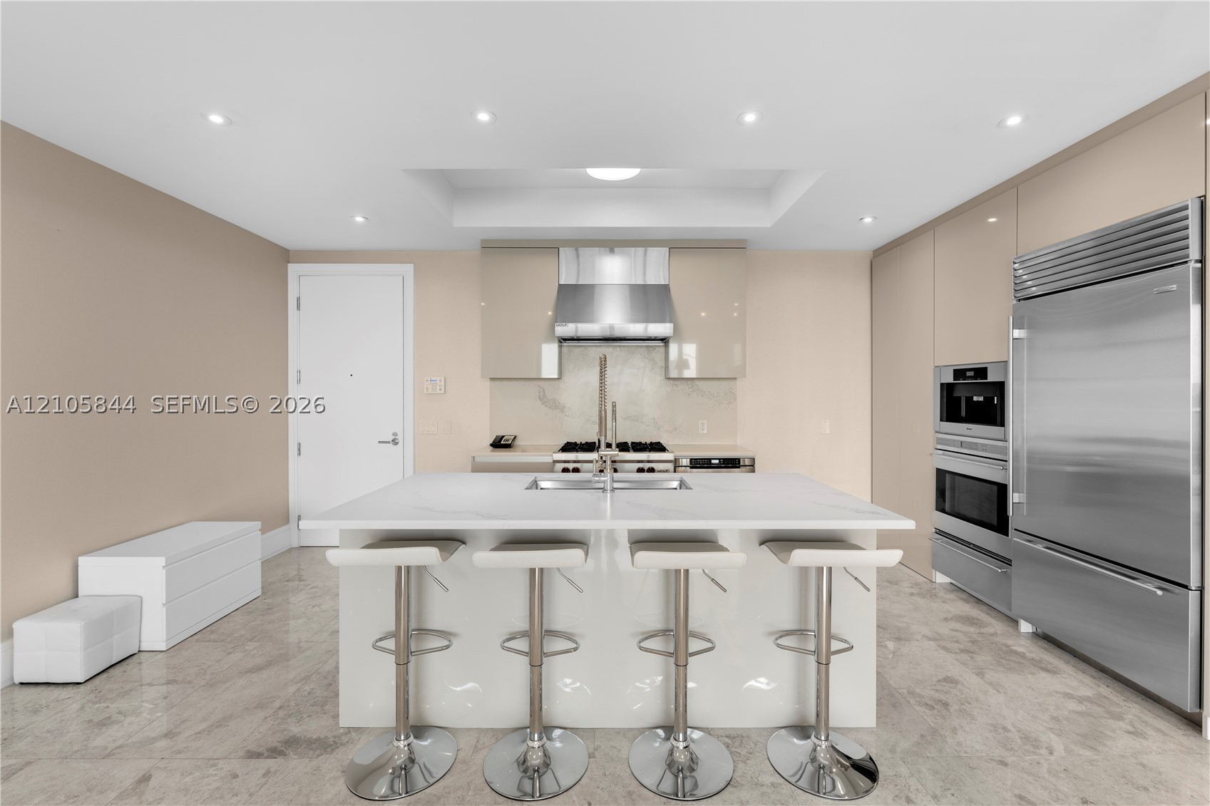 Bal Harbour FL 33154 - A12105844