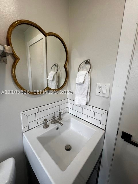 11241 SW 7th Ter, Sweetwater FL 33174