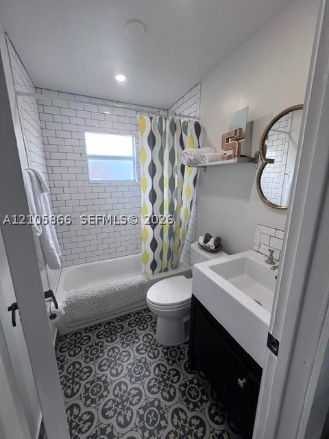 11241 SW 7th Ter, Sweetwater FL 33174