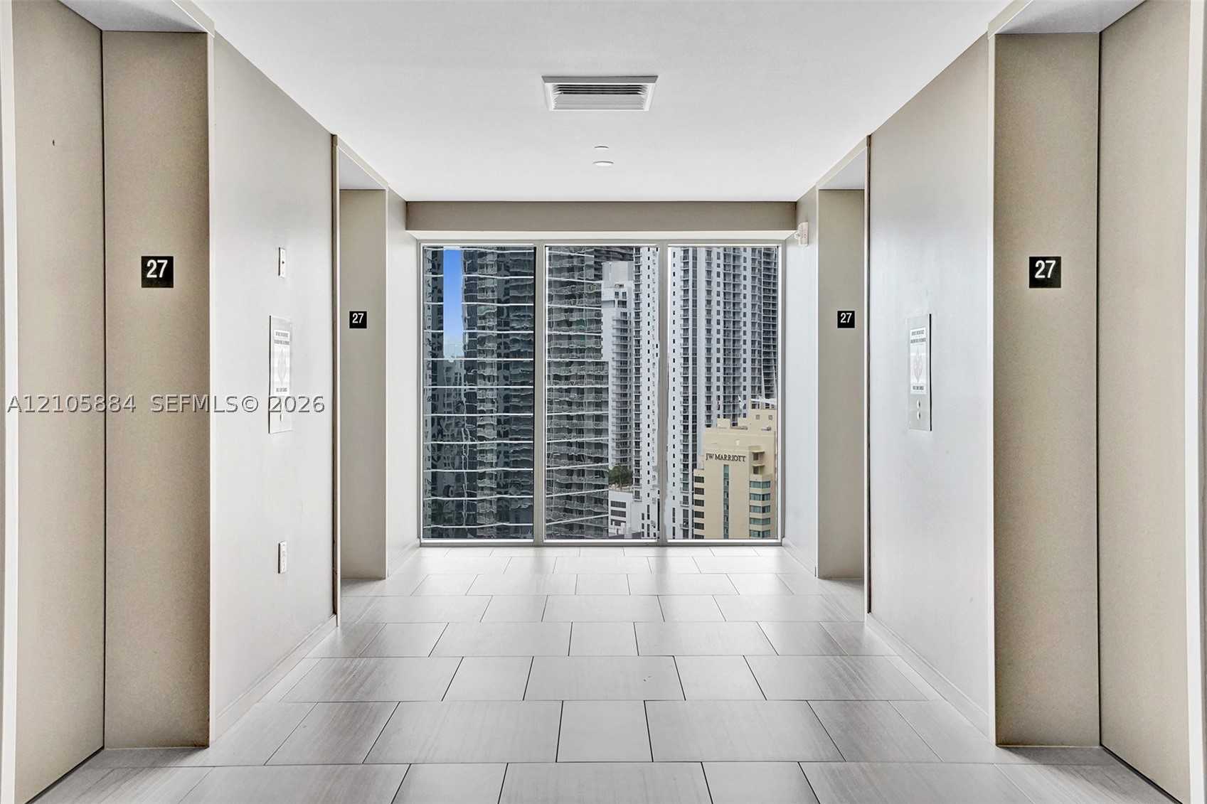 1300 Brickell Bay Dr #2702, Miami FL 33131