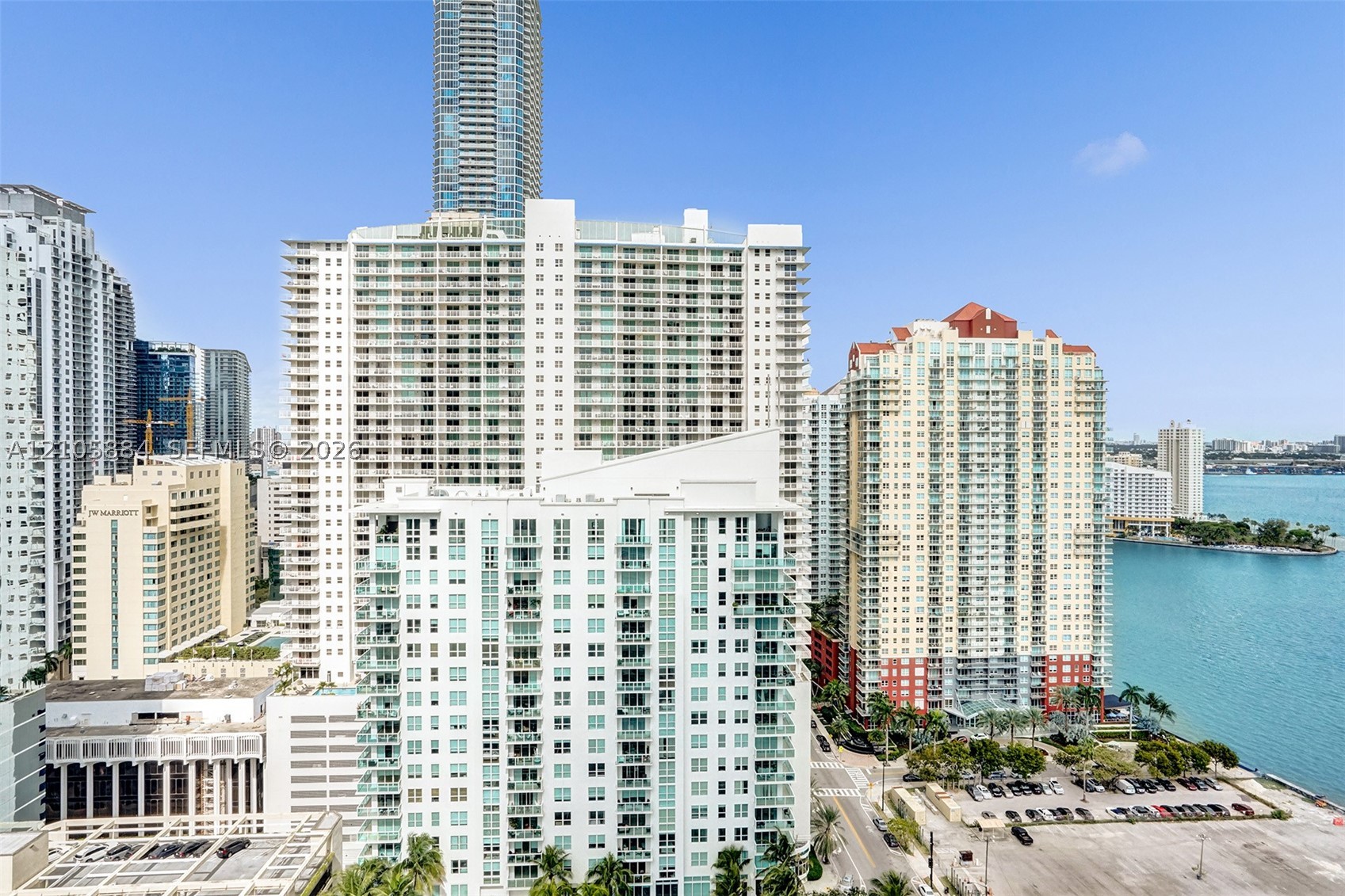 1300 Brickell Bay Dr #2702, Miami FL 33131