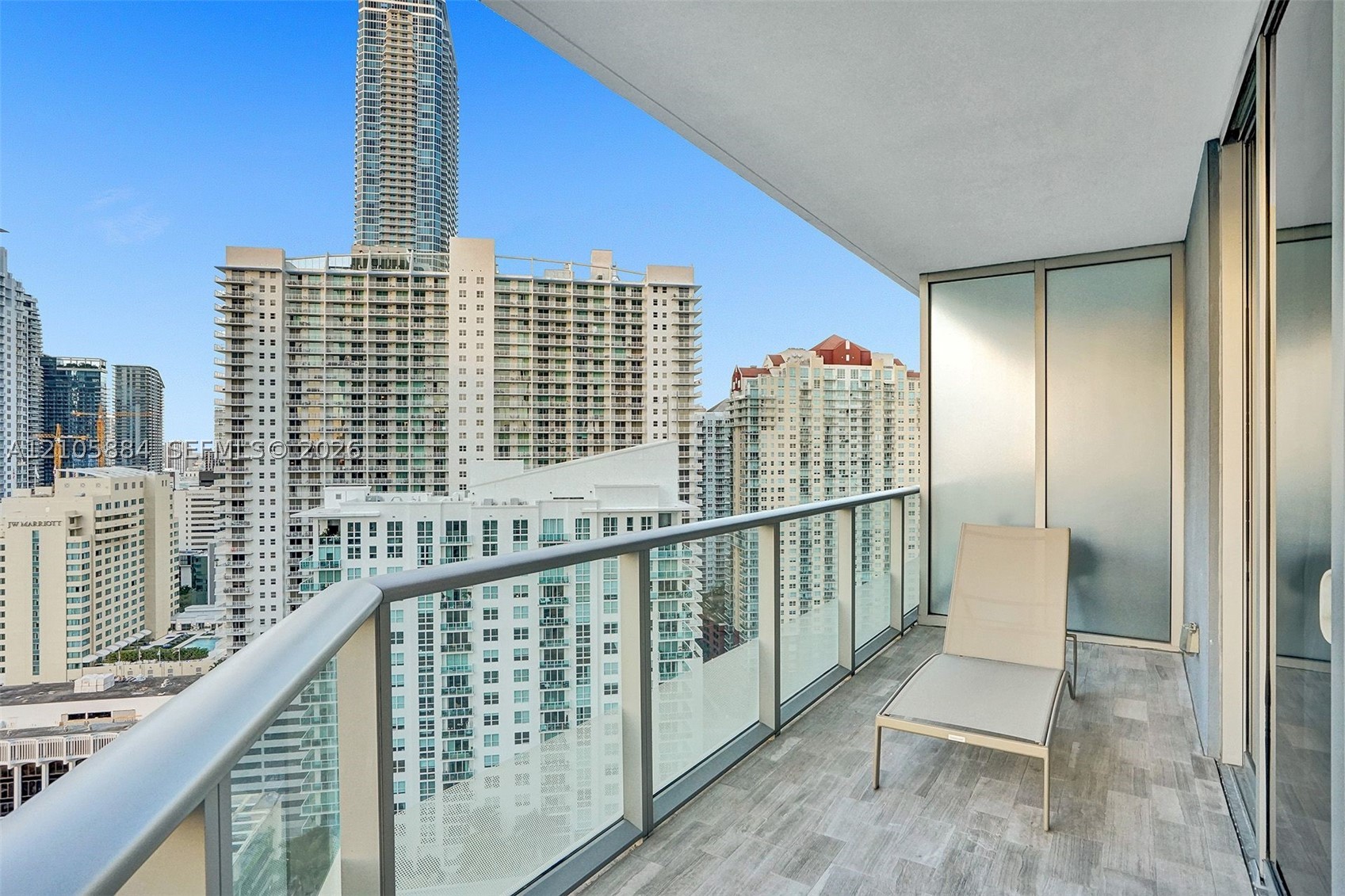 1300 Brickell Bay Dr #2702, Miami FL 33131