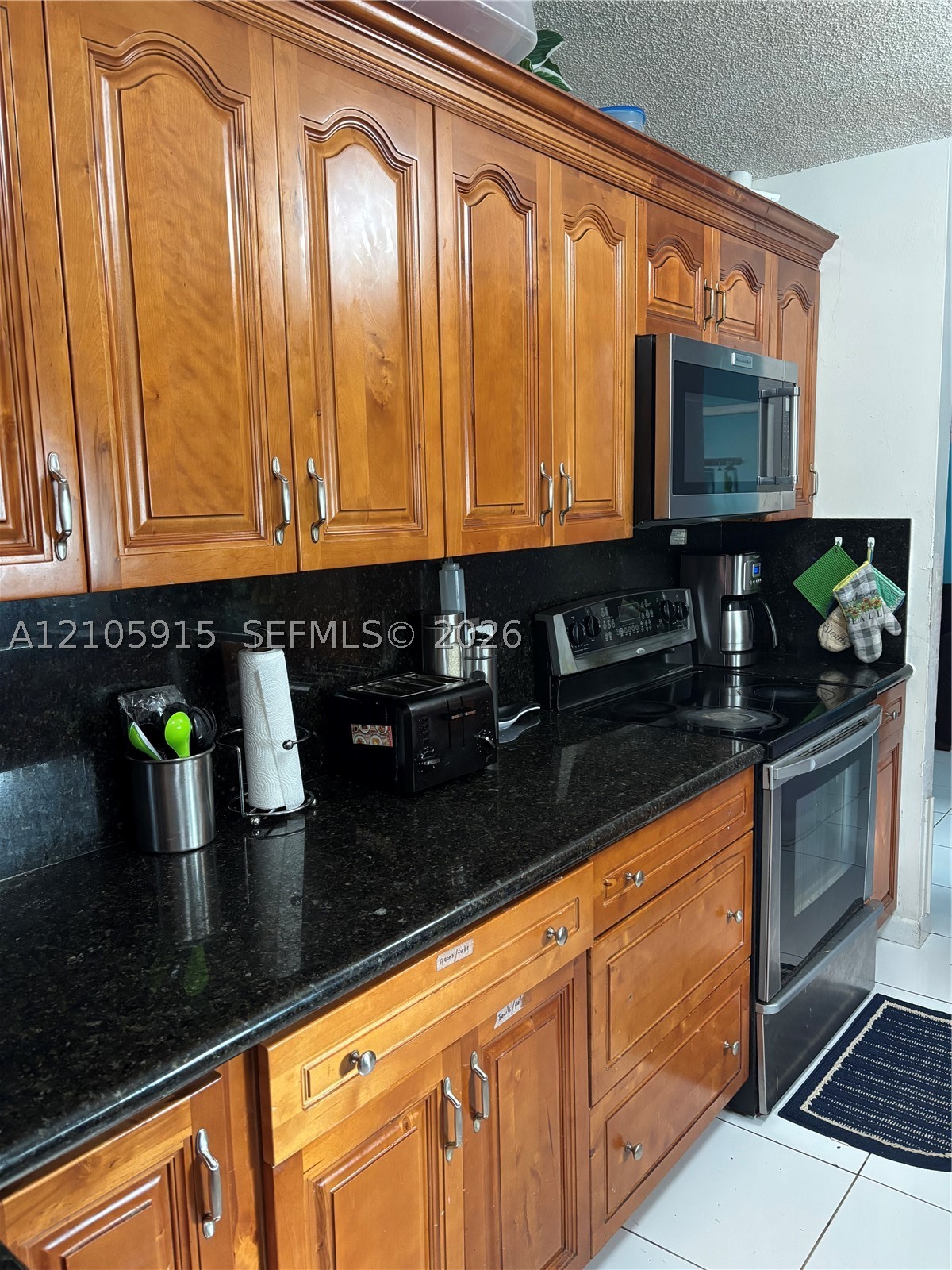 11313 SW 165th Ter, Miami FL 33157