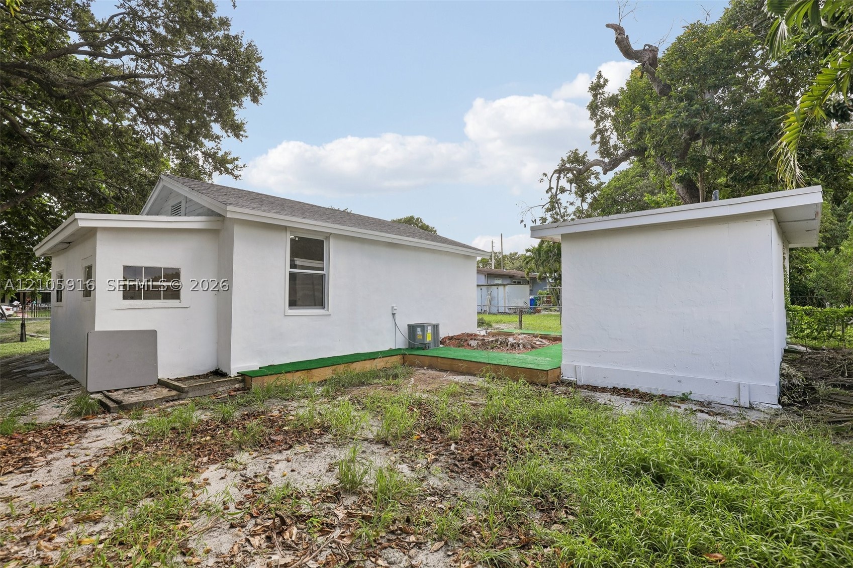 1063 NW 55th Ter, Miami FL 33127