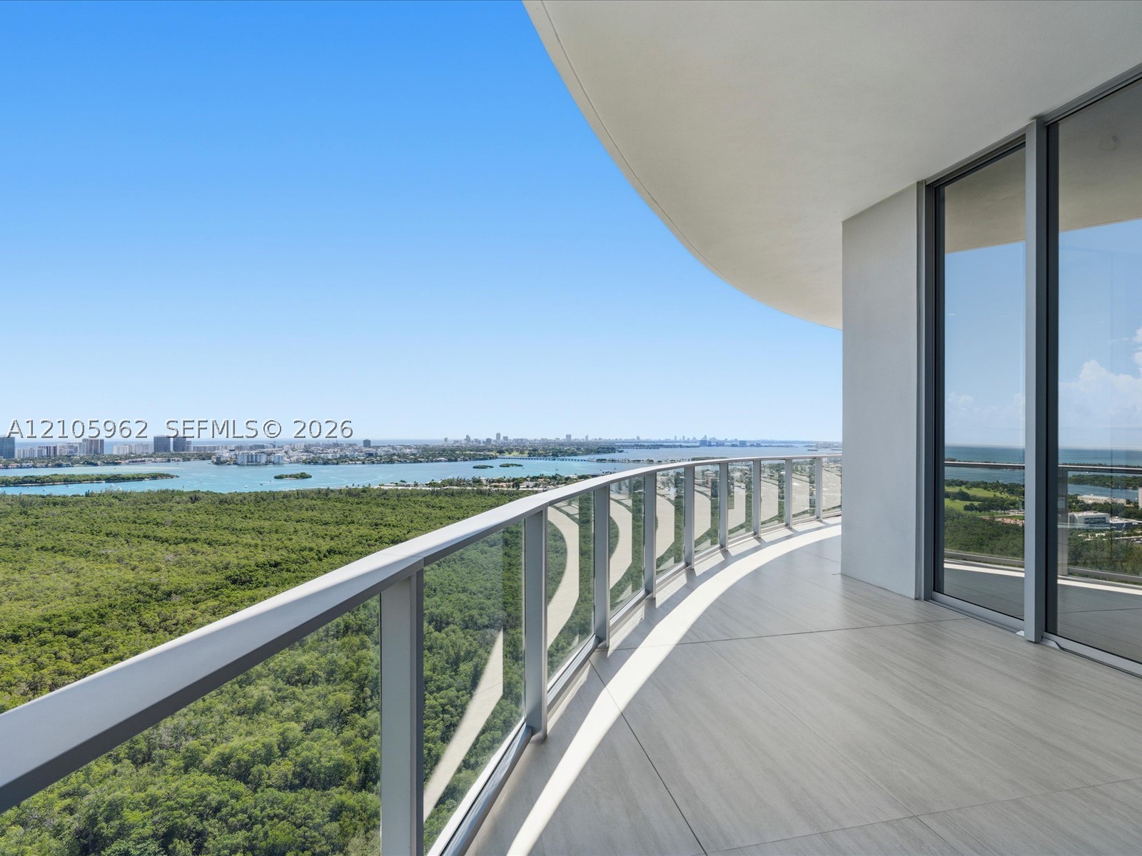 2411 Laguna Cir #3101, North Miami FL 33181