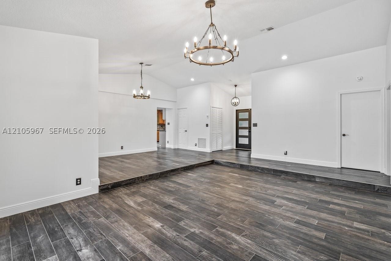 5966 NW 77th Ter, Parkland FL 33067