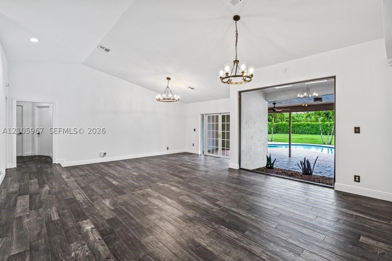 5966 NW 77th Ter, Parkland FL 33067