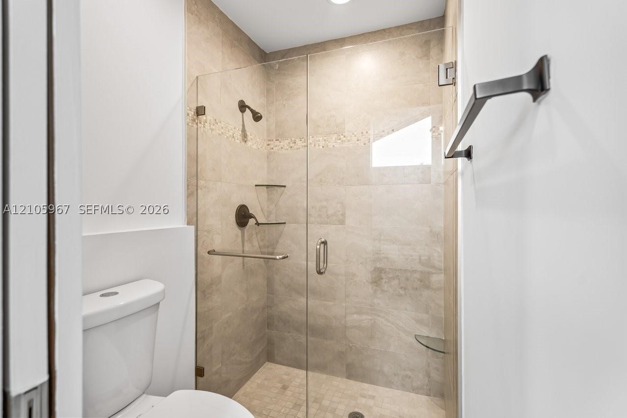 5966 NW 77th Ter, Parkland FL 33067