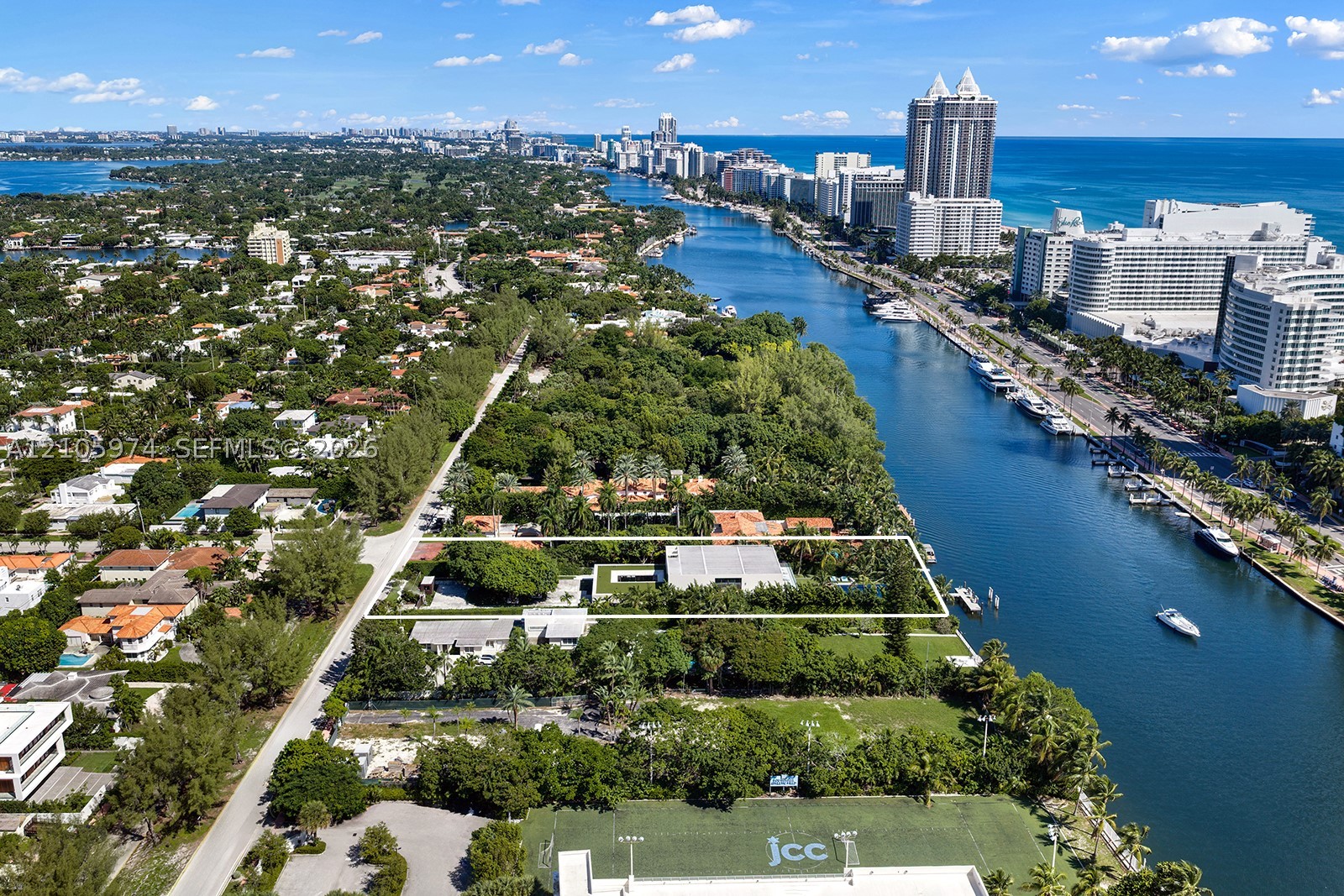4395 Pine Tree Dr, Miami Beach FL 33140